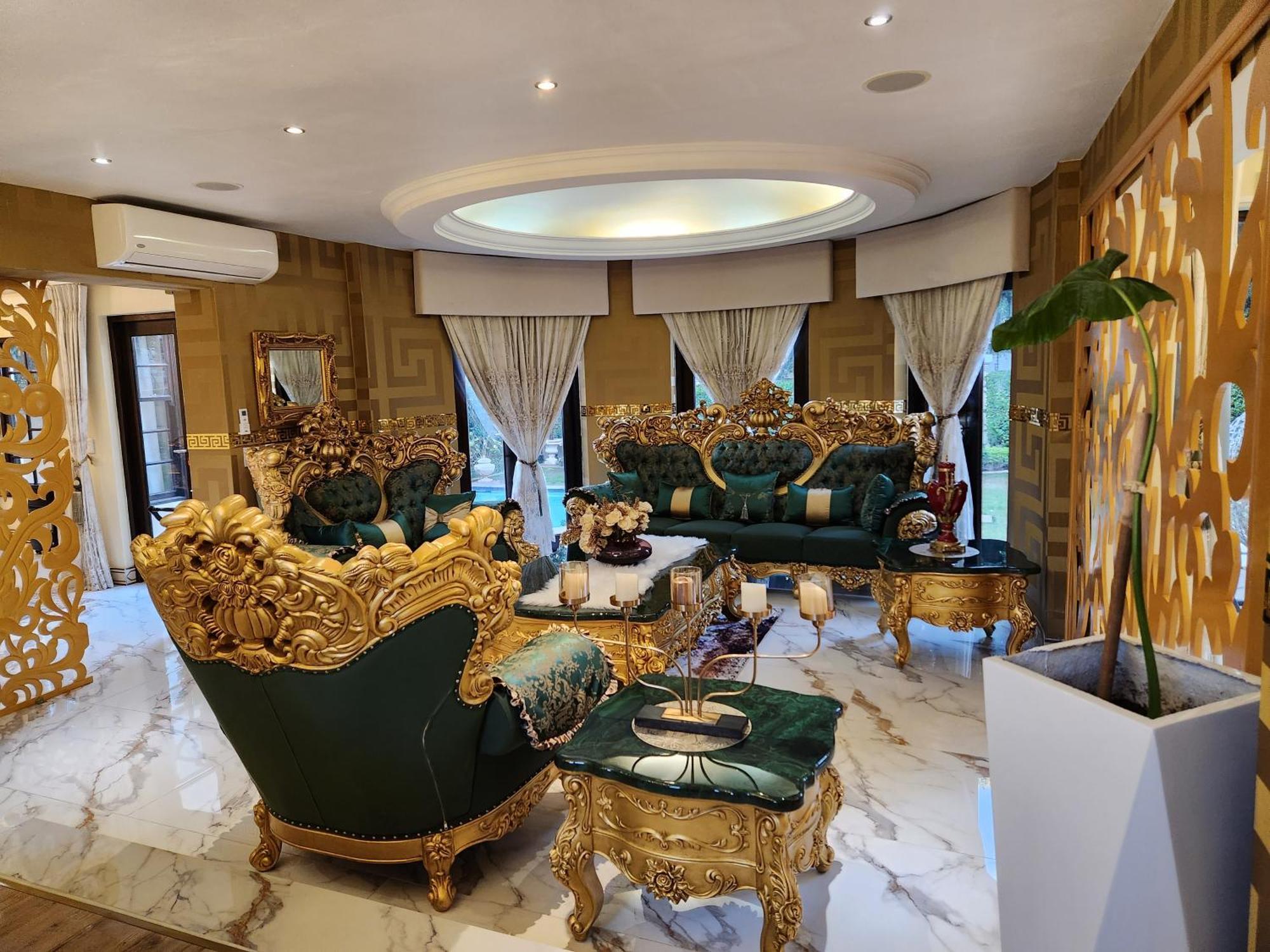 Mount Grand Boutique - 110 Mount Street Johannesburg