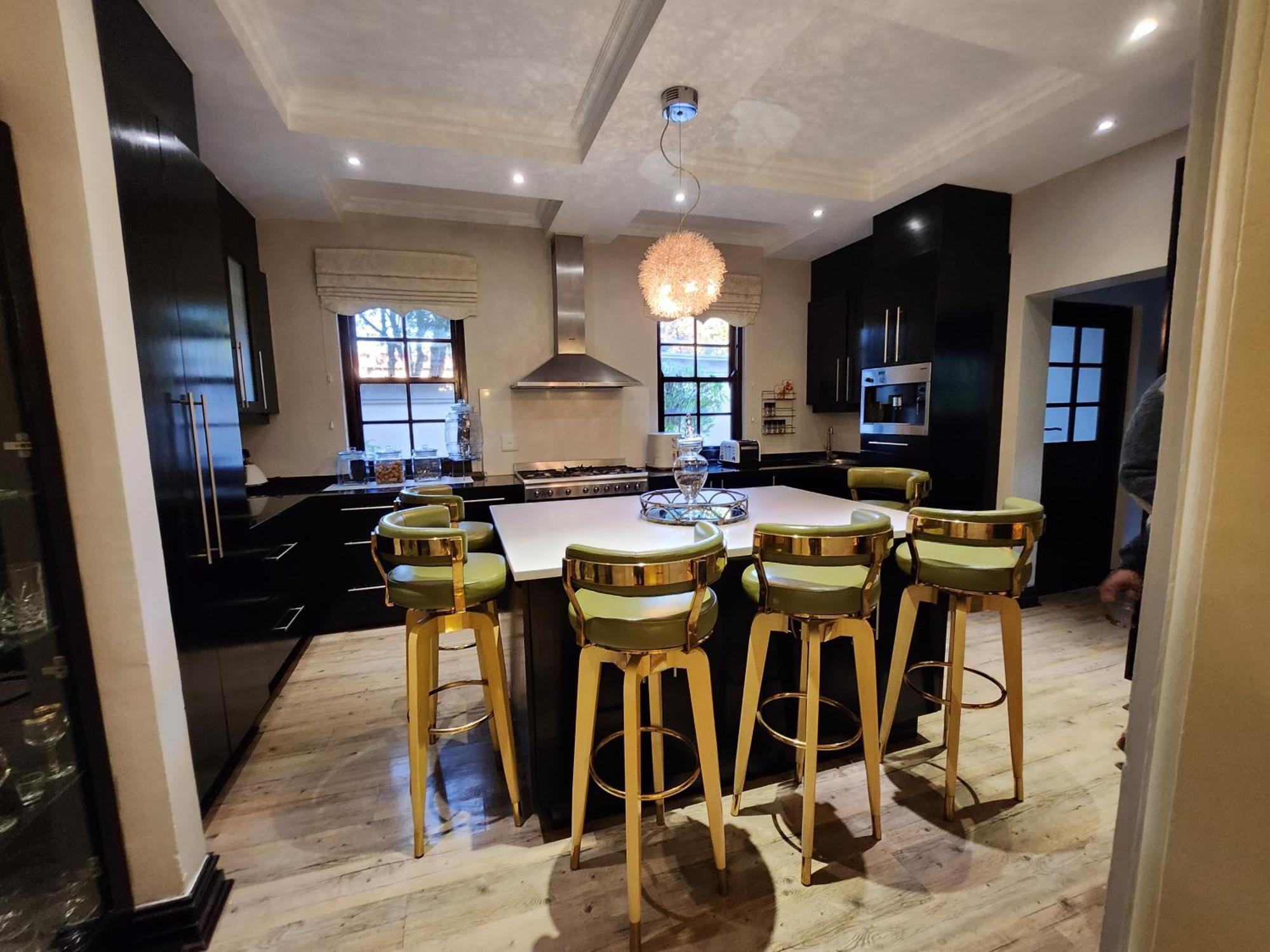 Mount Grand Boutique - 110 Mount Street Johannesburg