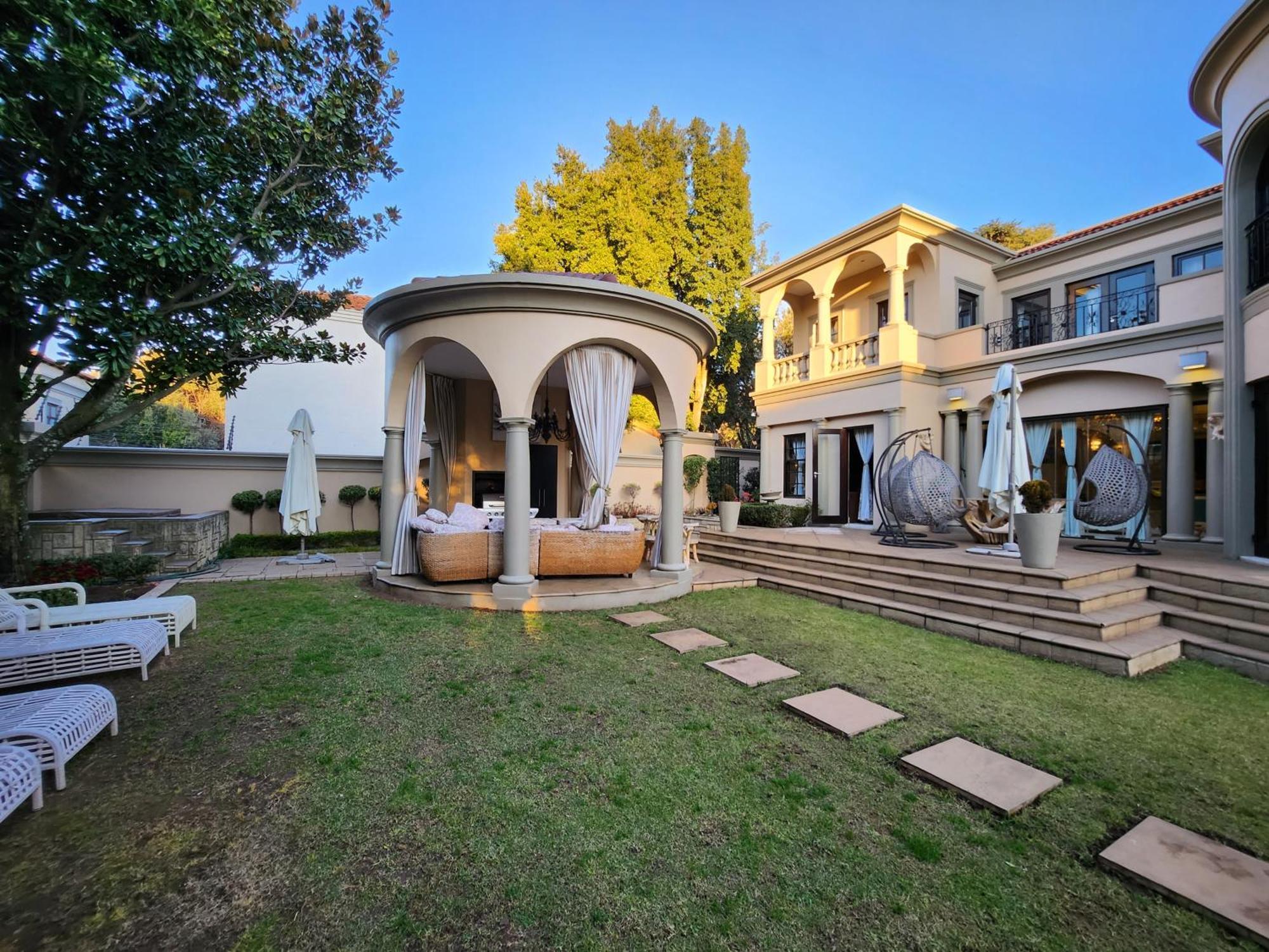Mount Grand Boutique - 110 Mount Street