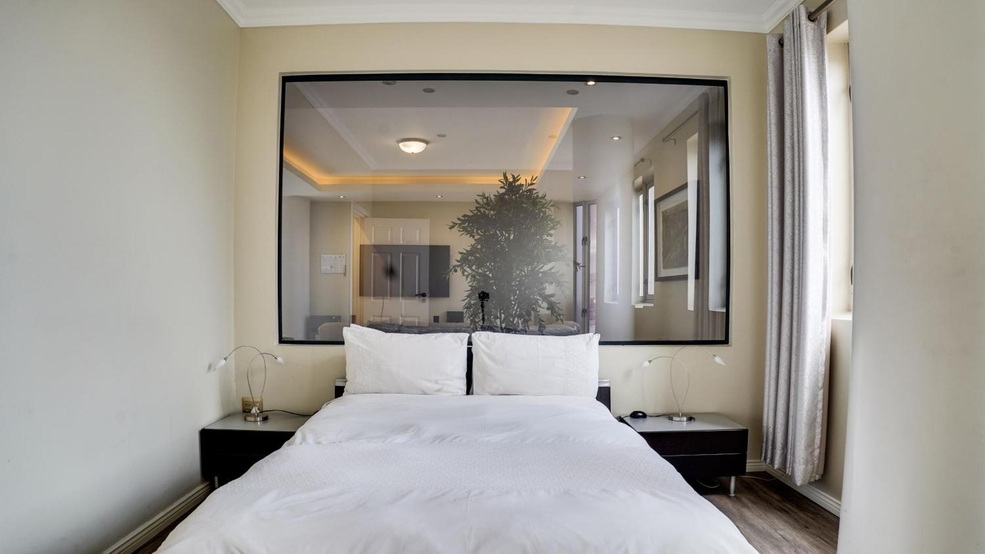 4 On Pritchard Luxury Aparthotel *