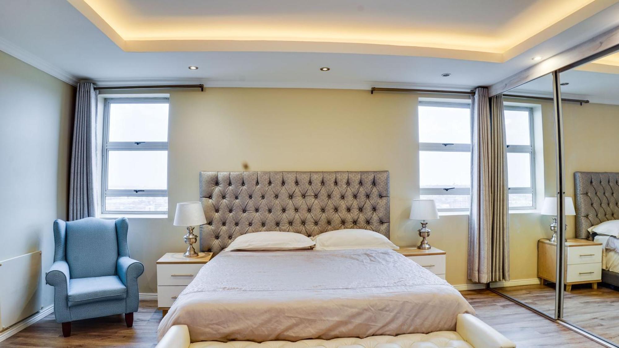 4 On Pritchard Luxury