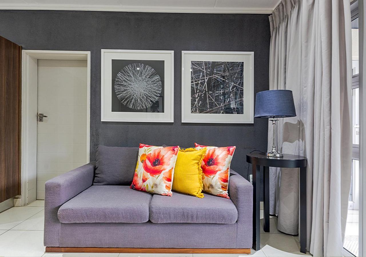Sandton Luxury Apartment Johannesburg