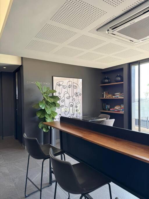 The Lineal Sandton Apartment *