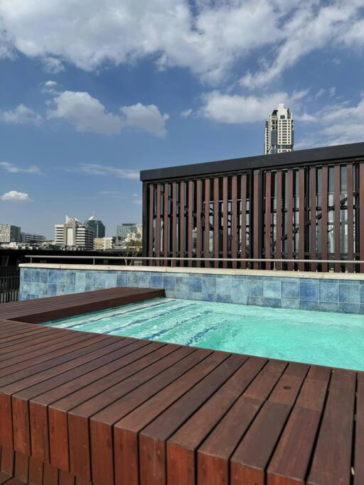 The Lineal Sandton *