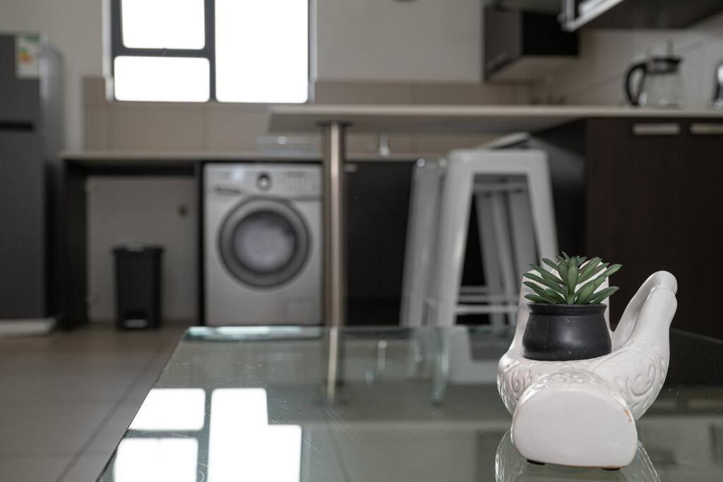 Dainfern - Dainfern, Sandton Apartment