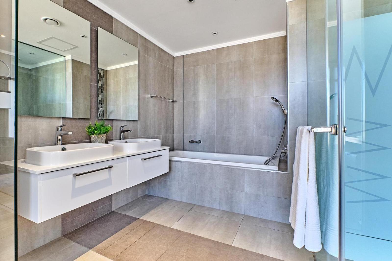 Masingita Towers Hotel, Luxurious 11th Floor Apartment Johannesburg