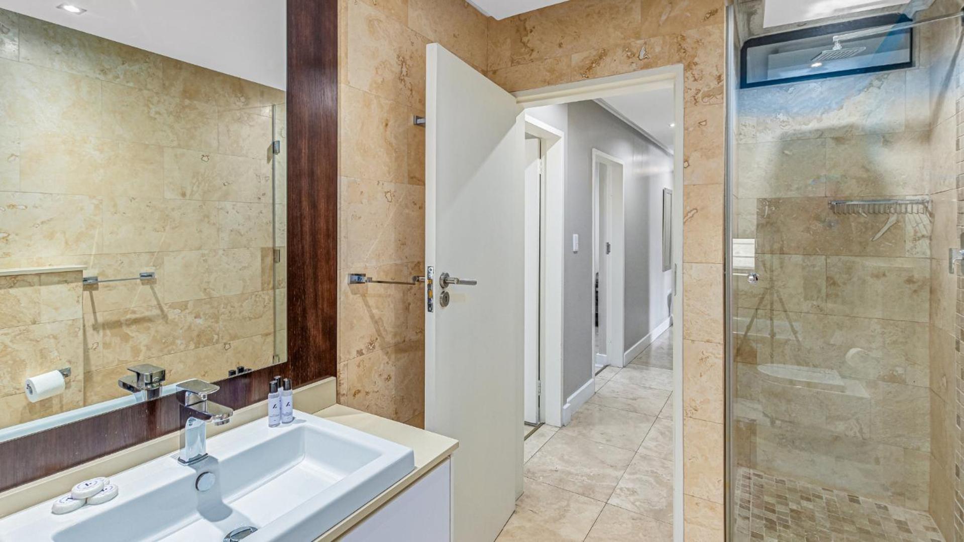Luxury Penthouse In The Heart Of Sandton *
