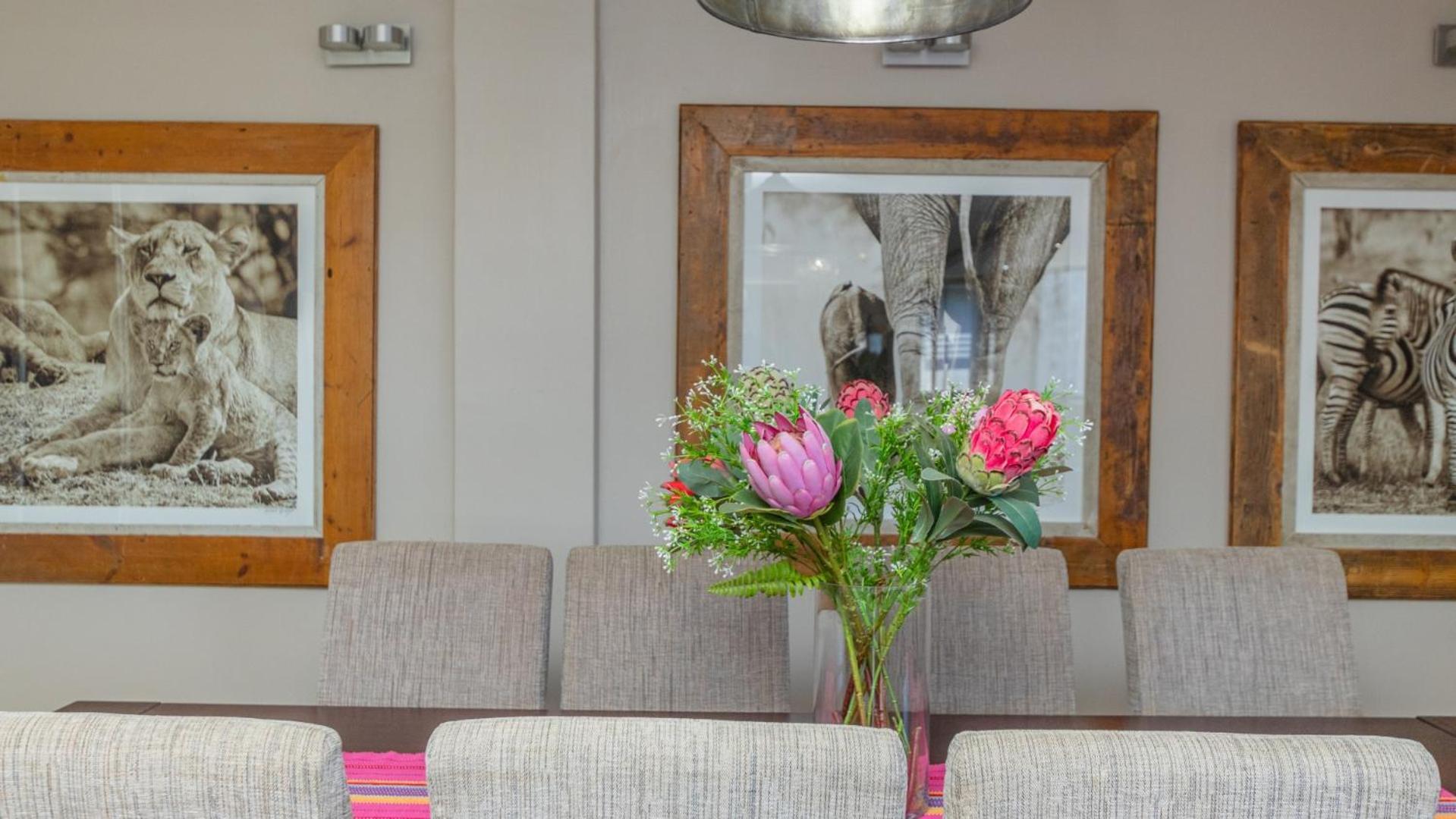 Luxury Penthouse In The Heart Of Sandton *