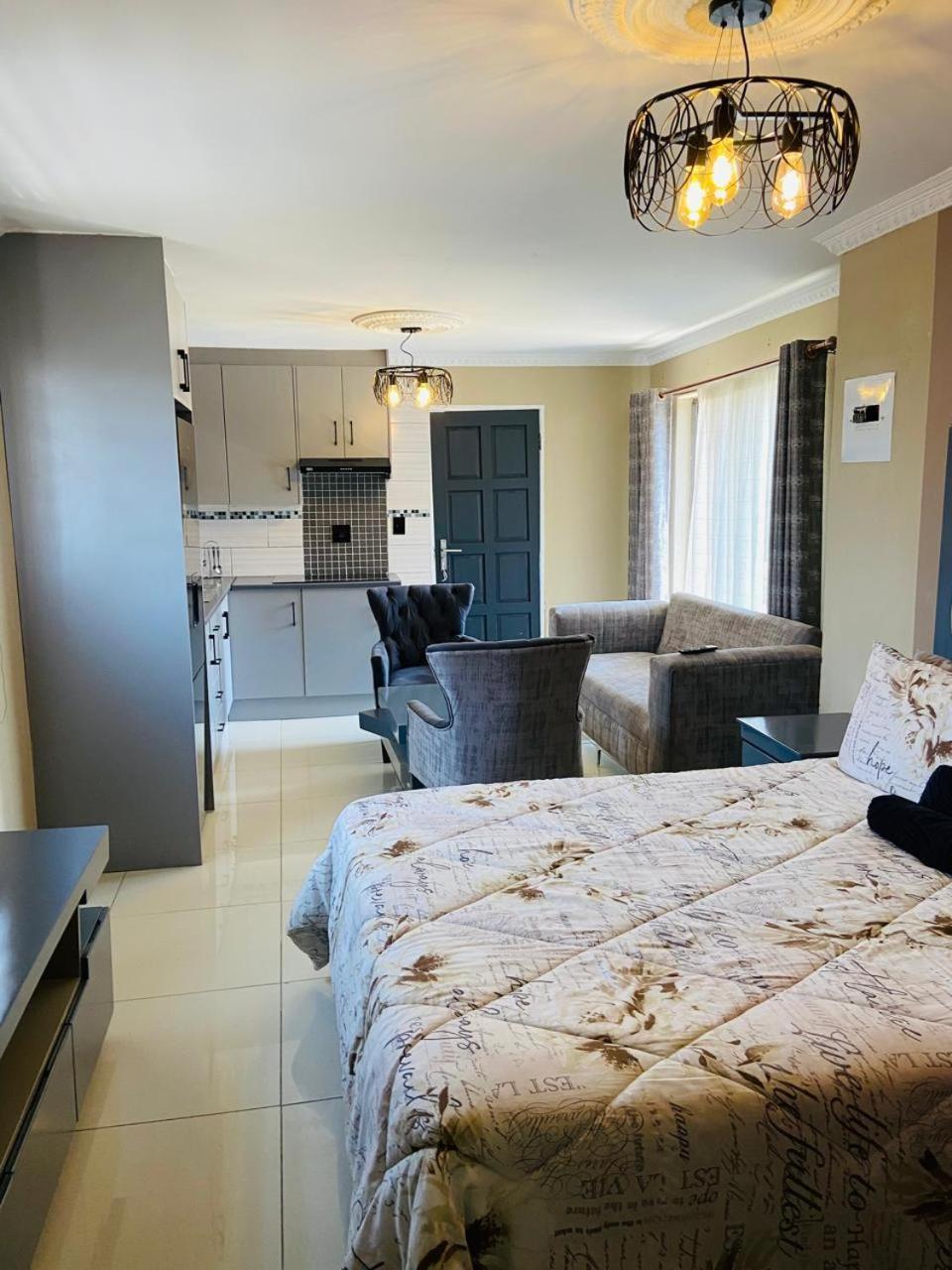 Lemao Properties/guest House * Johannesburg