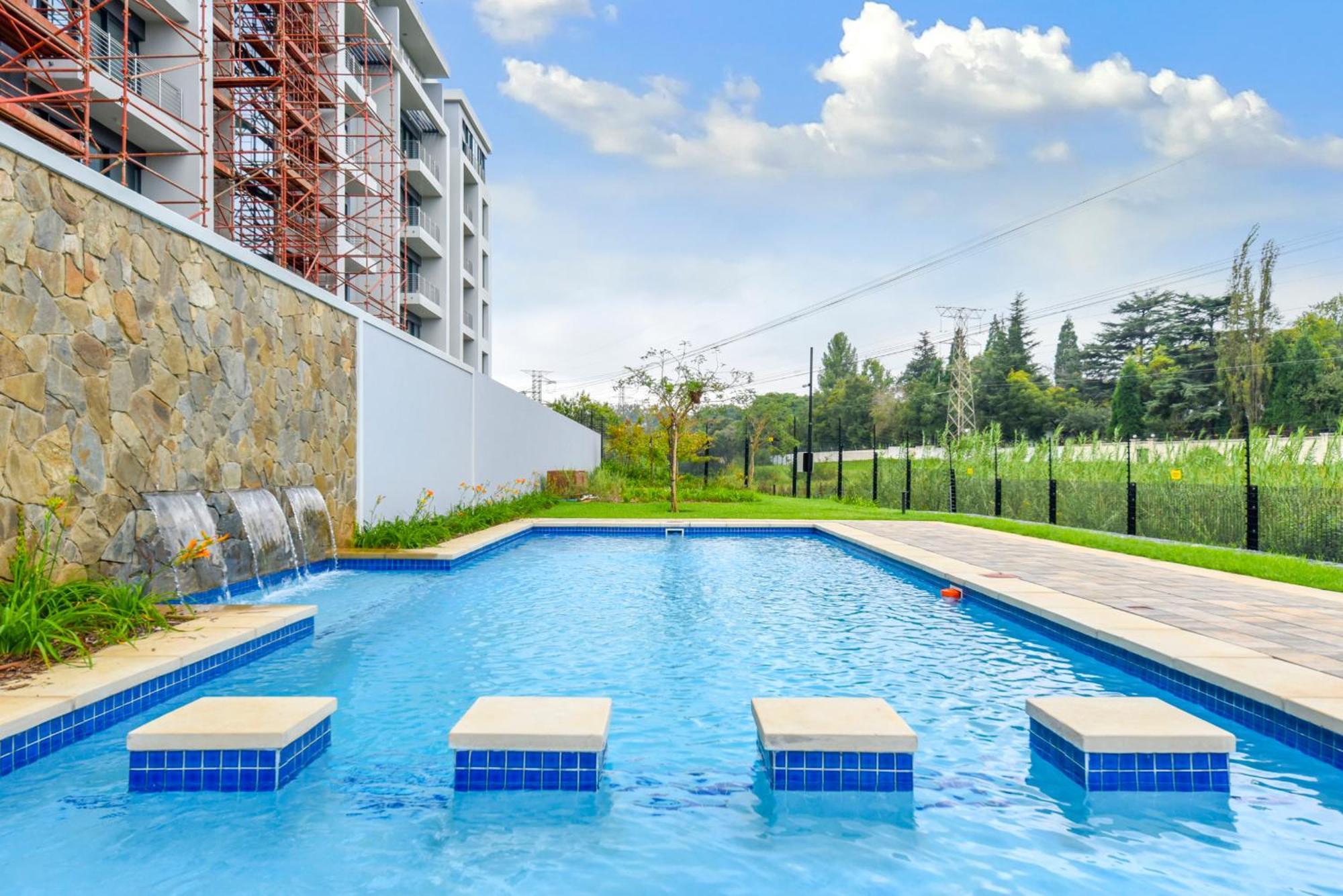 Sandton Gate Luxury Apartment *