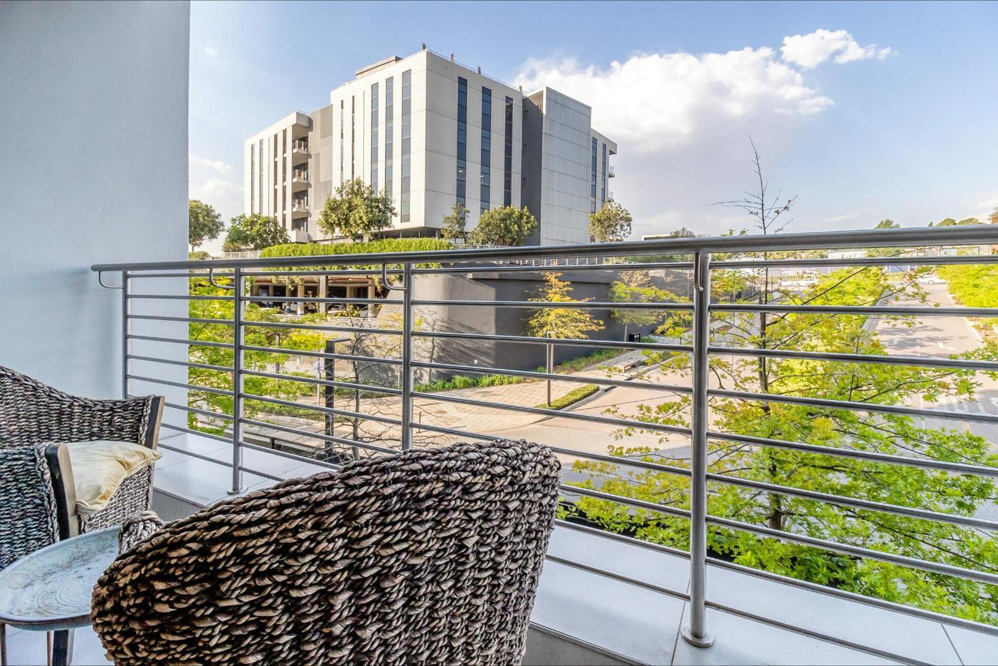 Sandton Gate Luxury Apartment Johannesburg