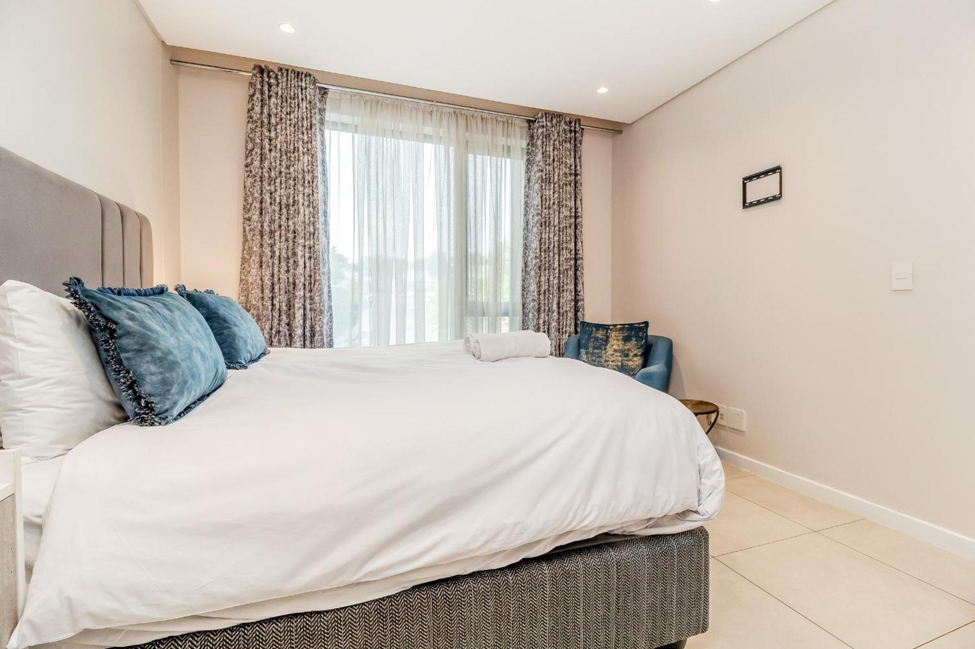 Sandton Gate Luxury Apartment *
