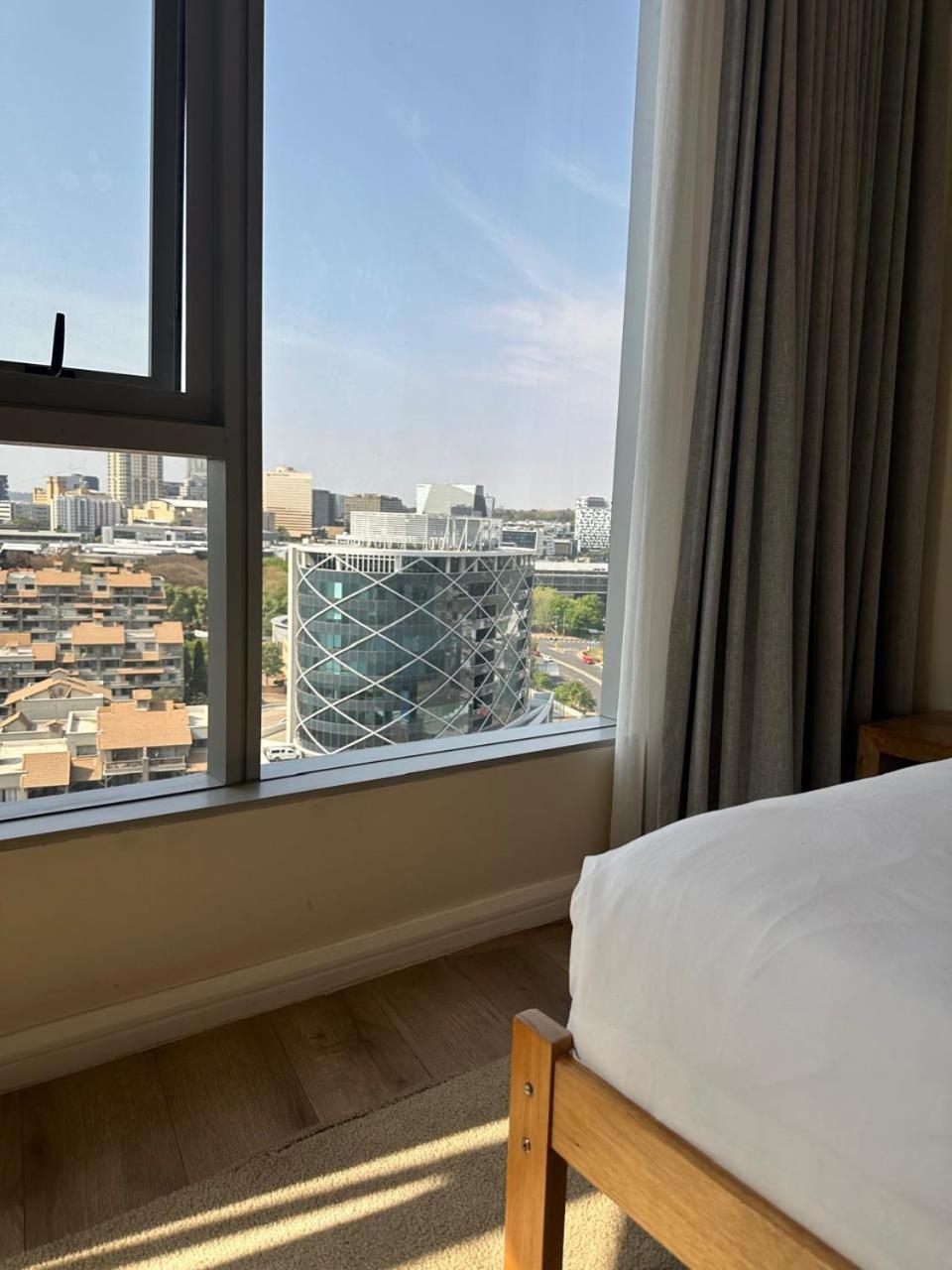 Apartment Spacious 2br Near Sandton -no Loadshedding