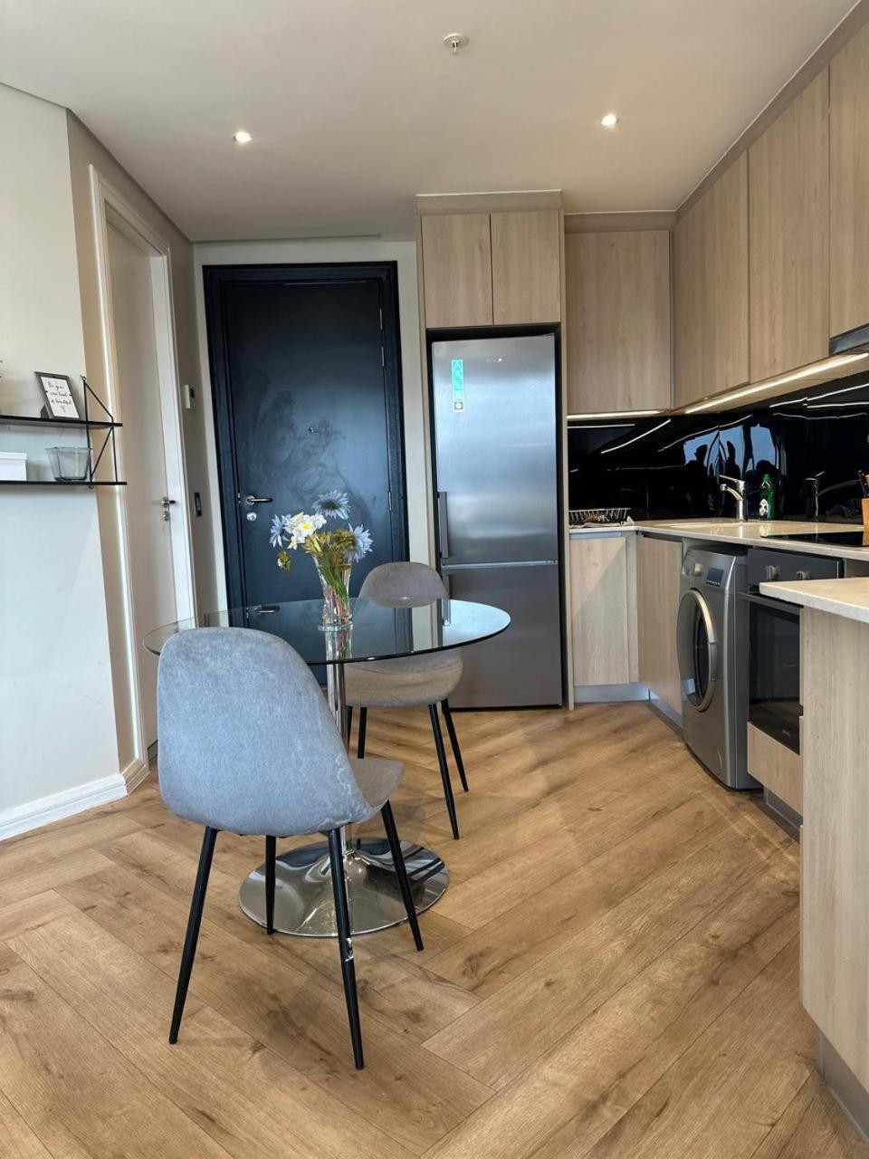Apartment Spacious 2br Near Sandton -no Loadshedding