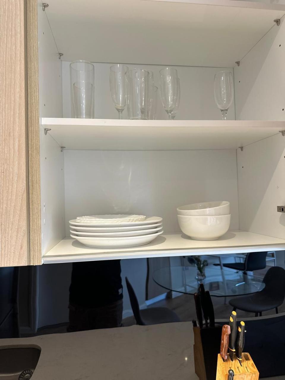 Spacious 2br Near Sandton -no Loadshedding Johannesburg