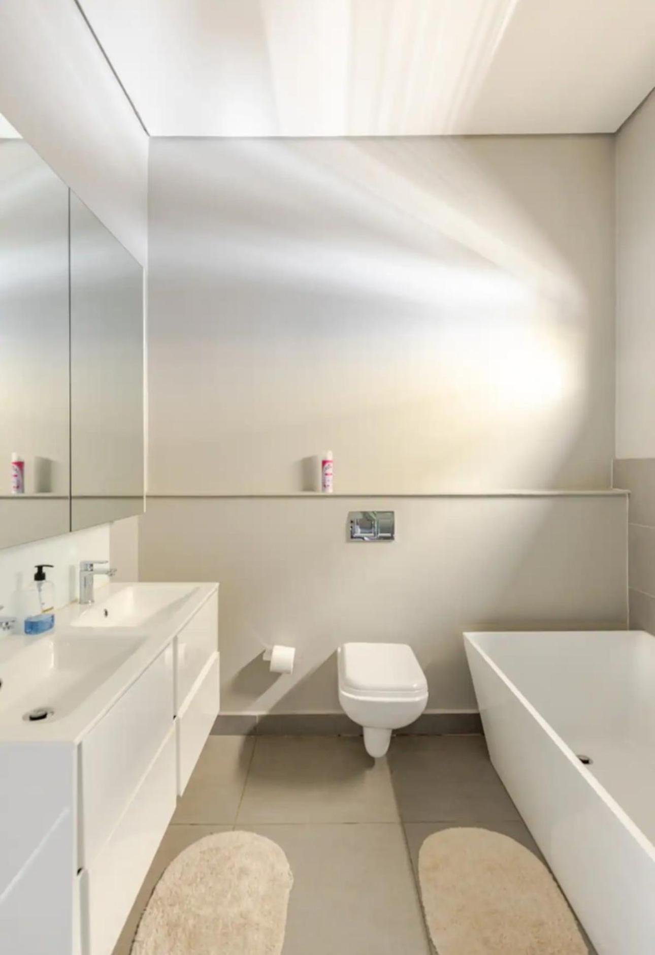 Experience The Of Sandton Luxury 3 Bedroom Penthouse With Spectacular Views Johannesburg