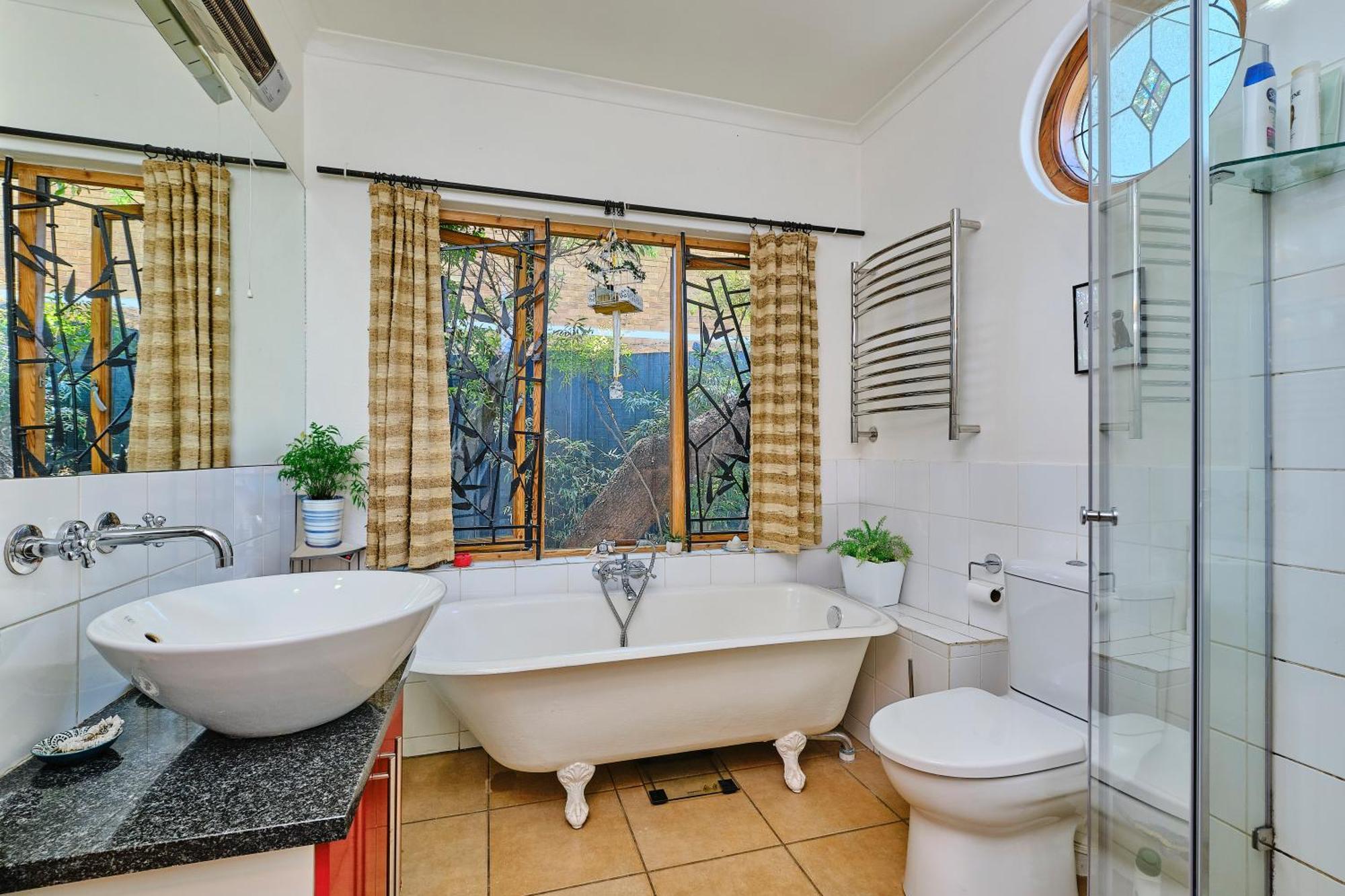 Fountain Parktown Villa