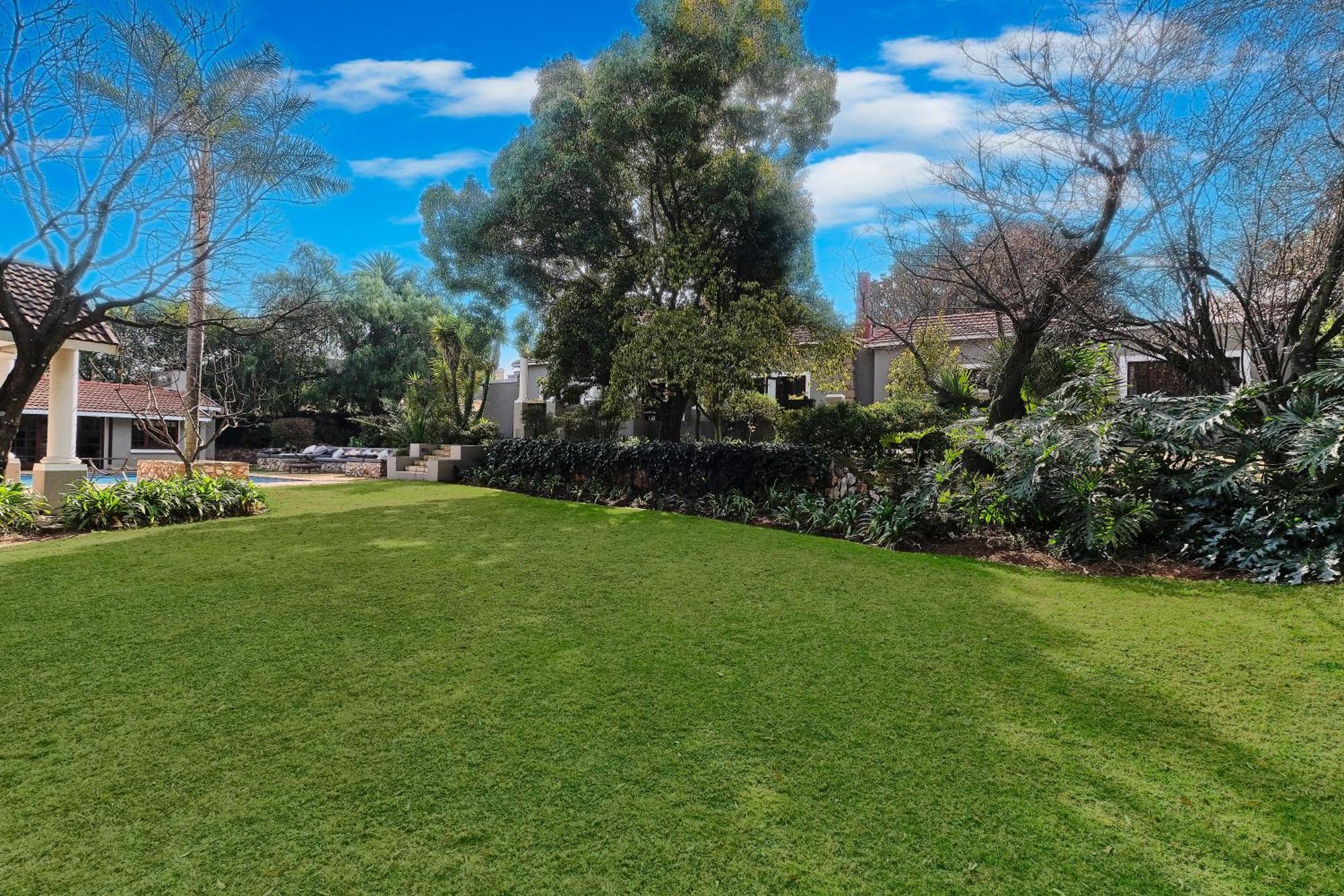 Rose Road Manor - Houghton * Johannesburg