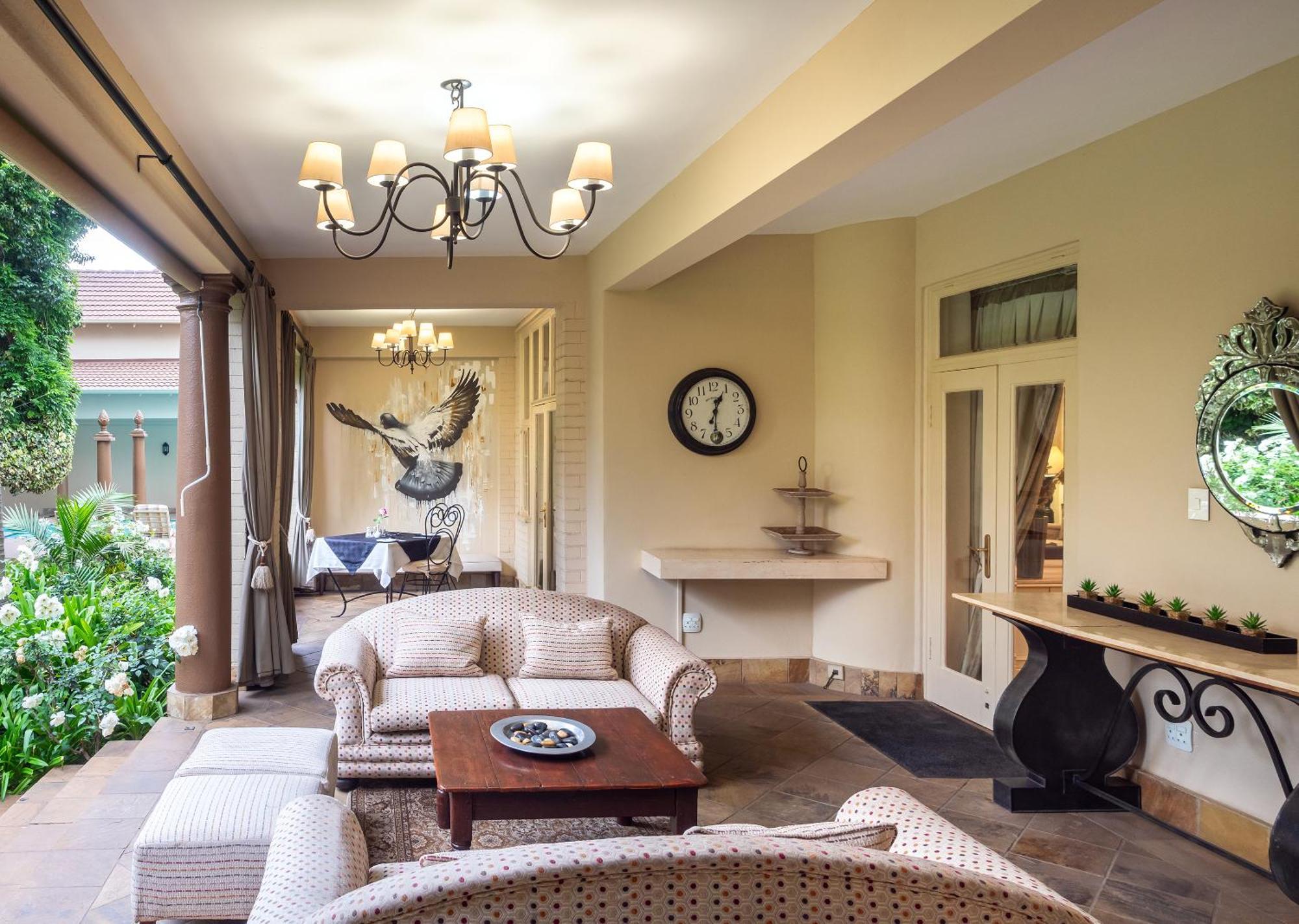 10 2nd Avenue Houghton Estate By Dream 5*
