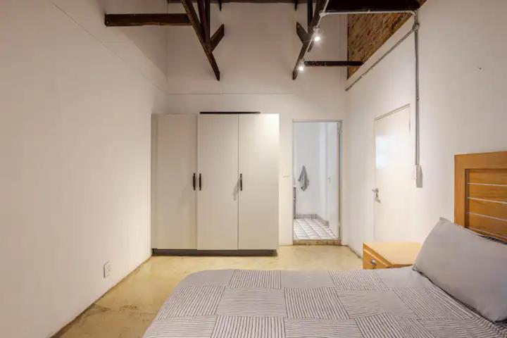 Maboneng Spacious Loft Apartment Johannesburg