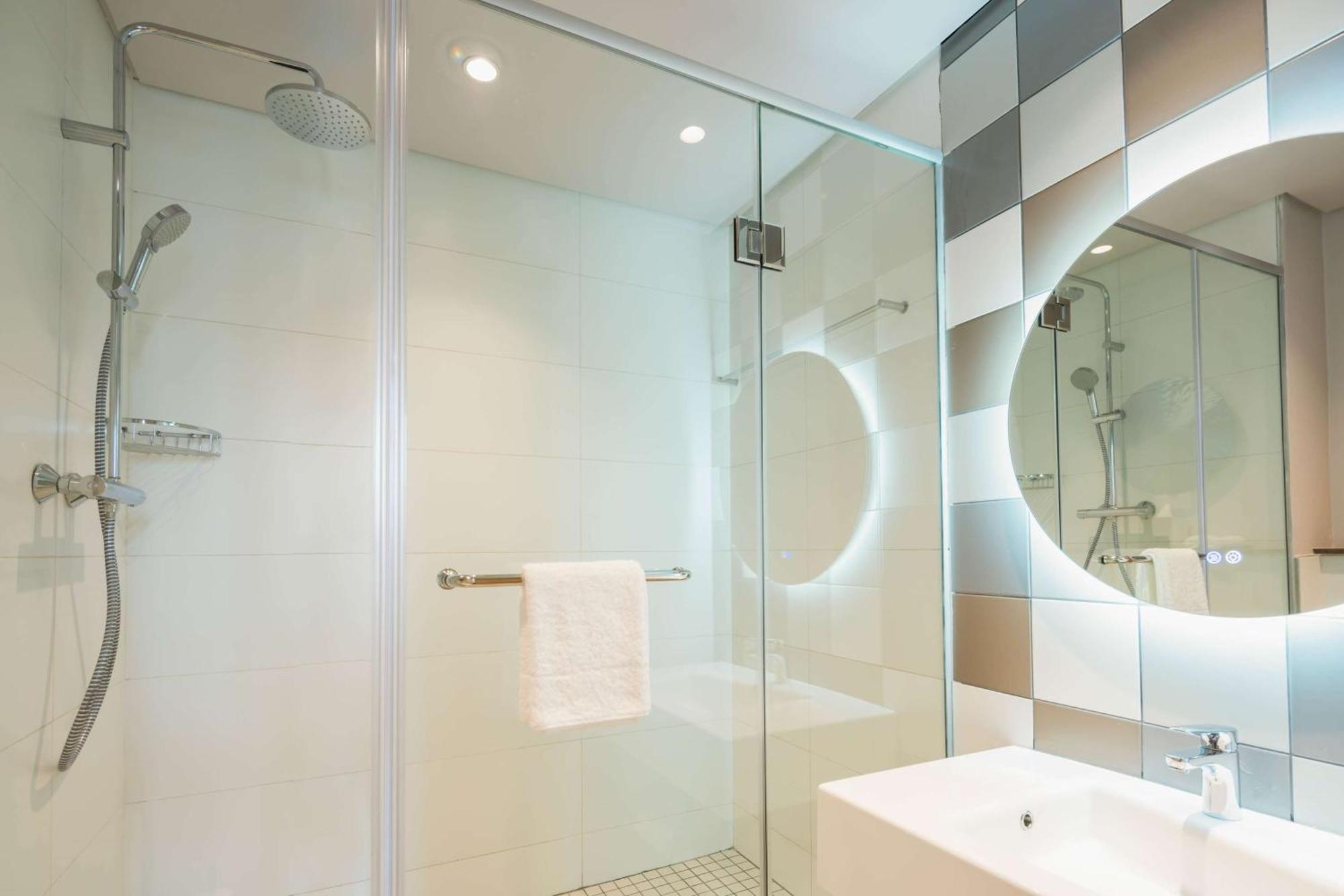 Hotel Hampton By Hilton Sandton Grayston Johannesburg