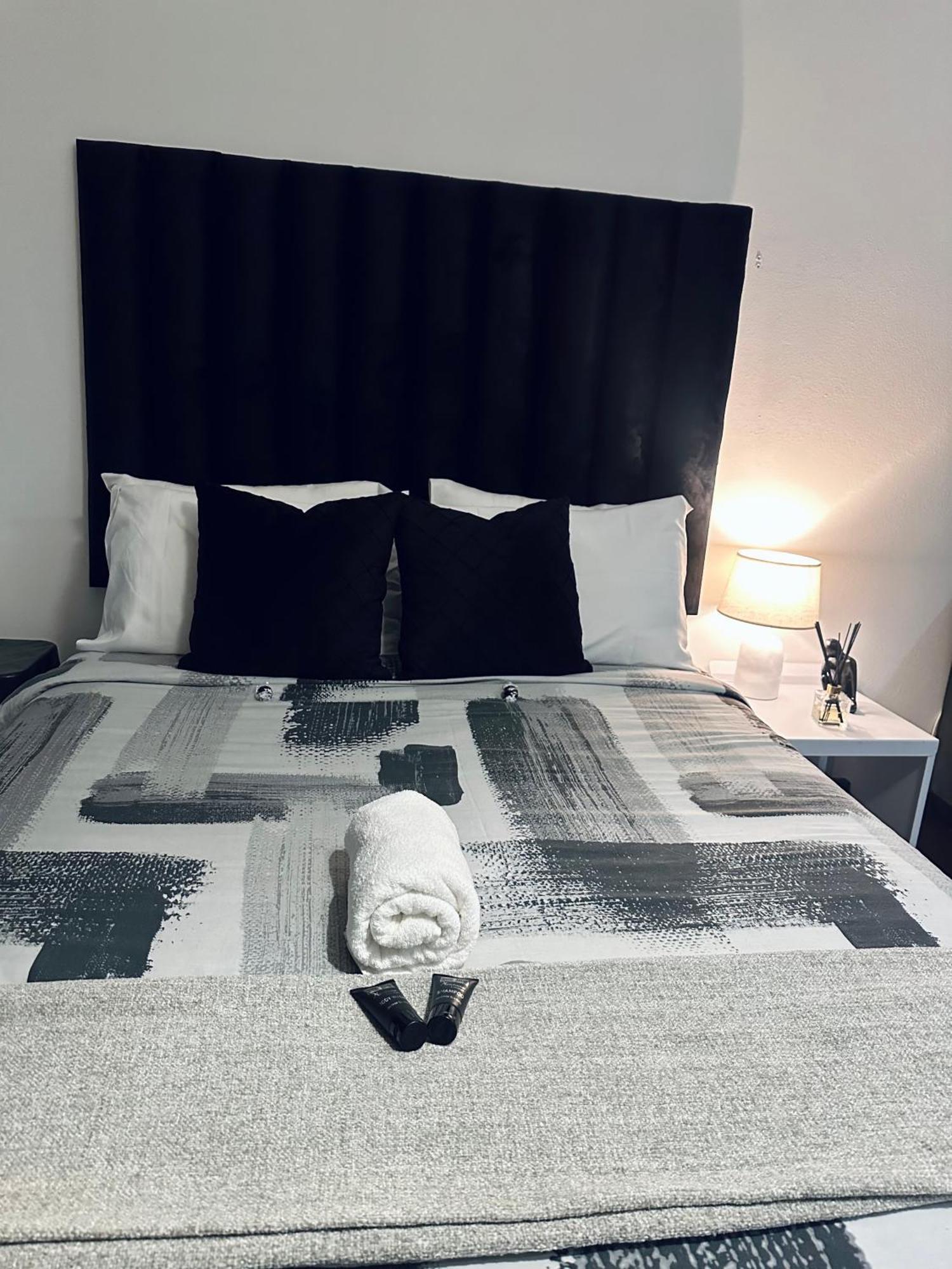 Da Vinci Lifestyle Maboneng Bed & Breakfast Johannesburg