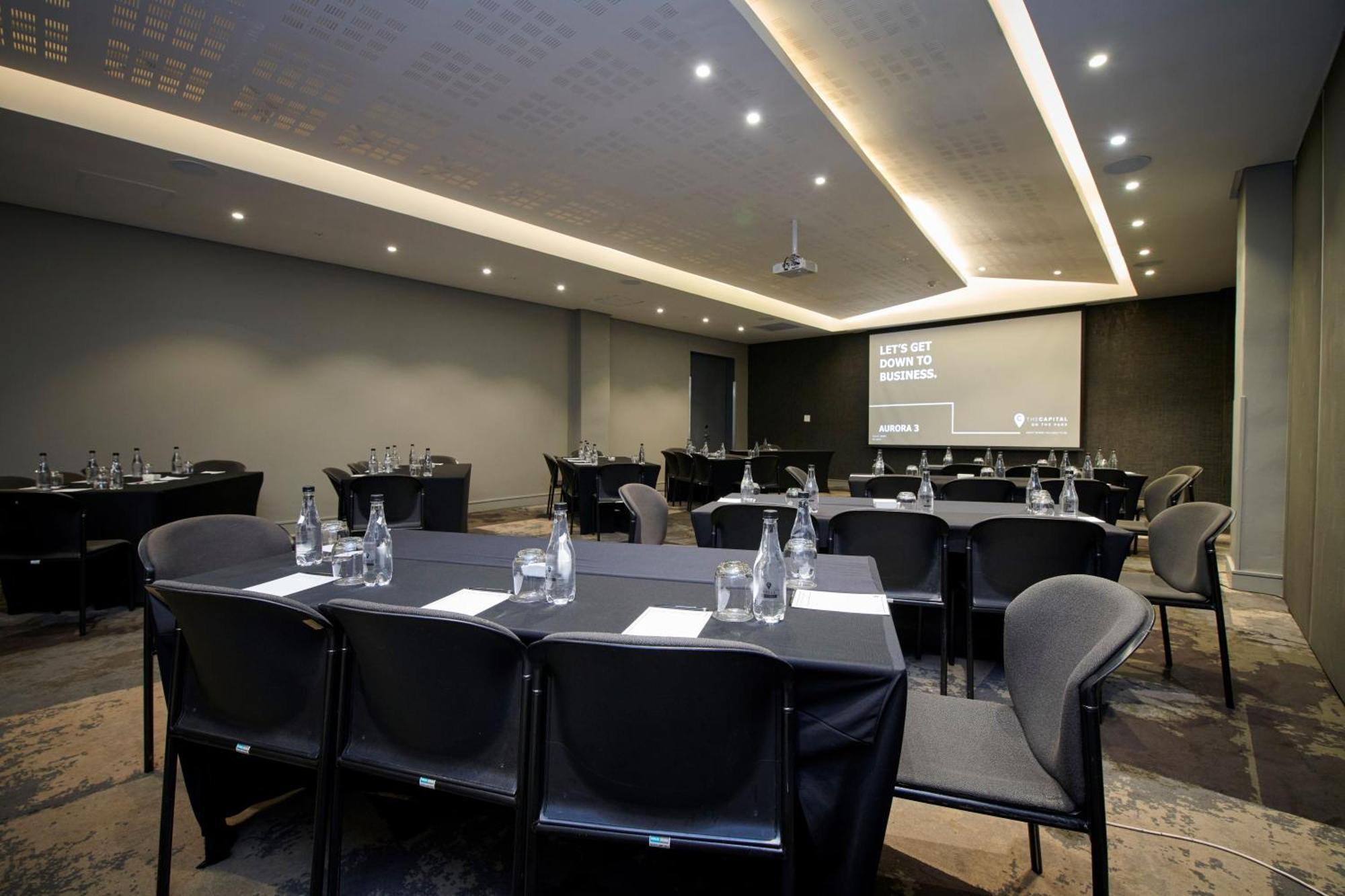 Hotel Capitol On The Park 4*