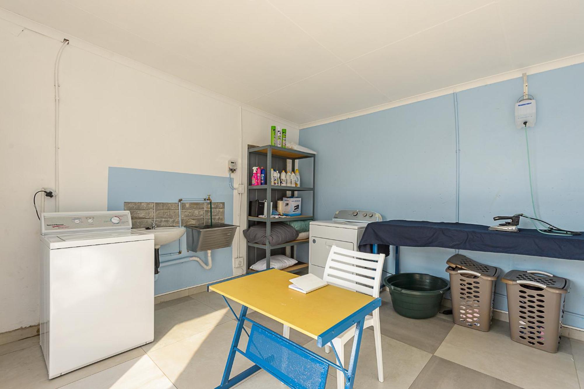 7 Palms Aparthotel