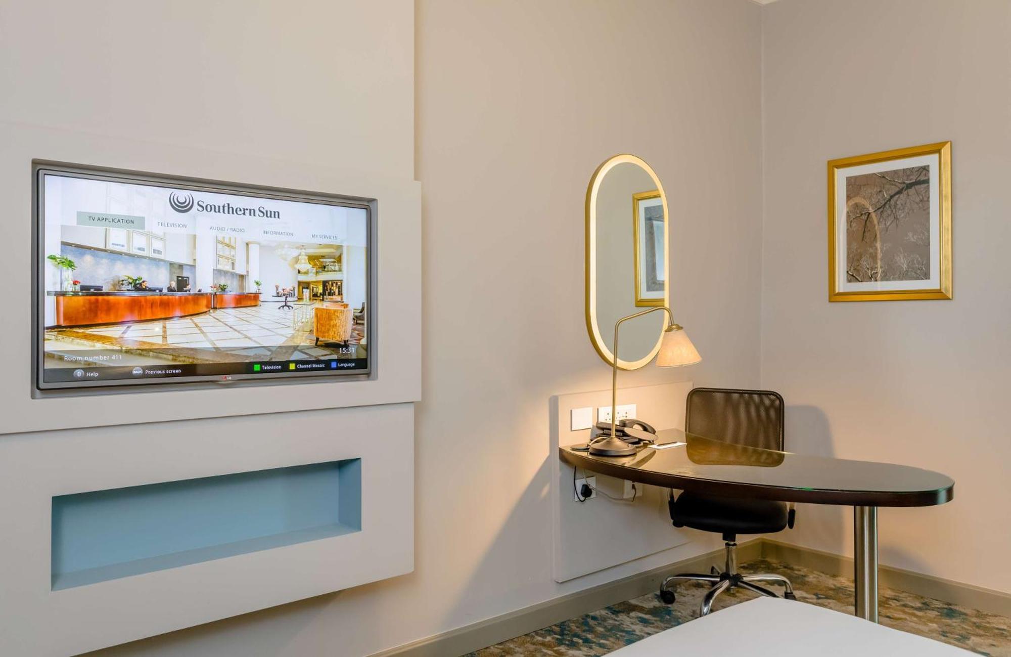 Southern Sun Sandton Khách sạn