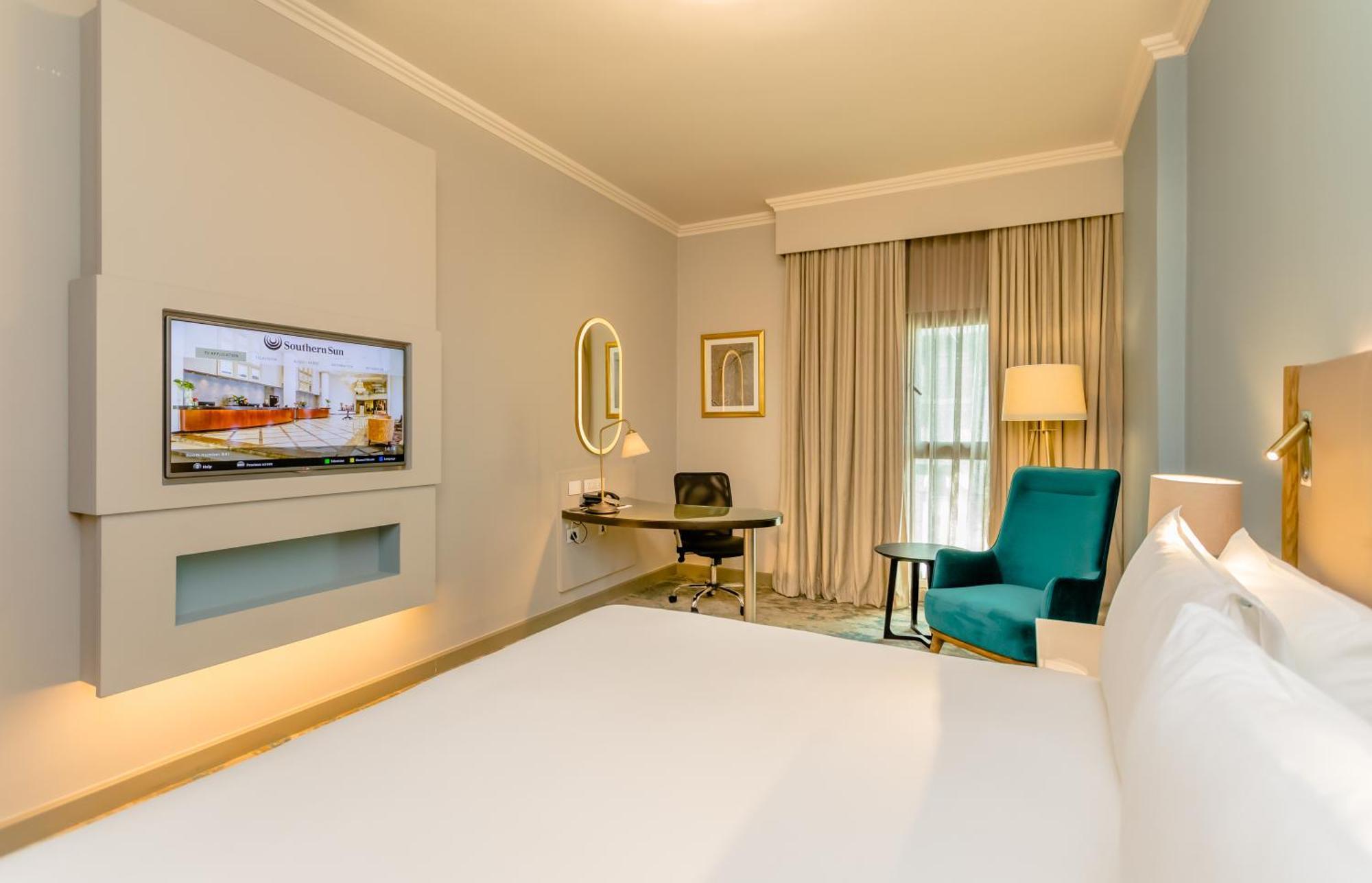 Southern Sun Sandton 4*