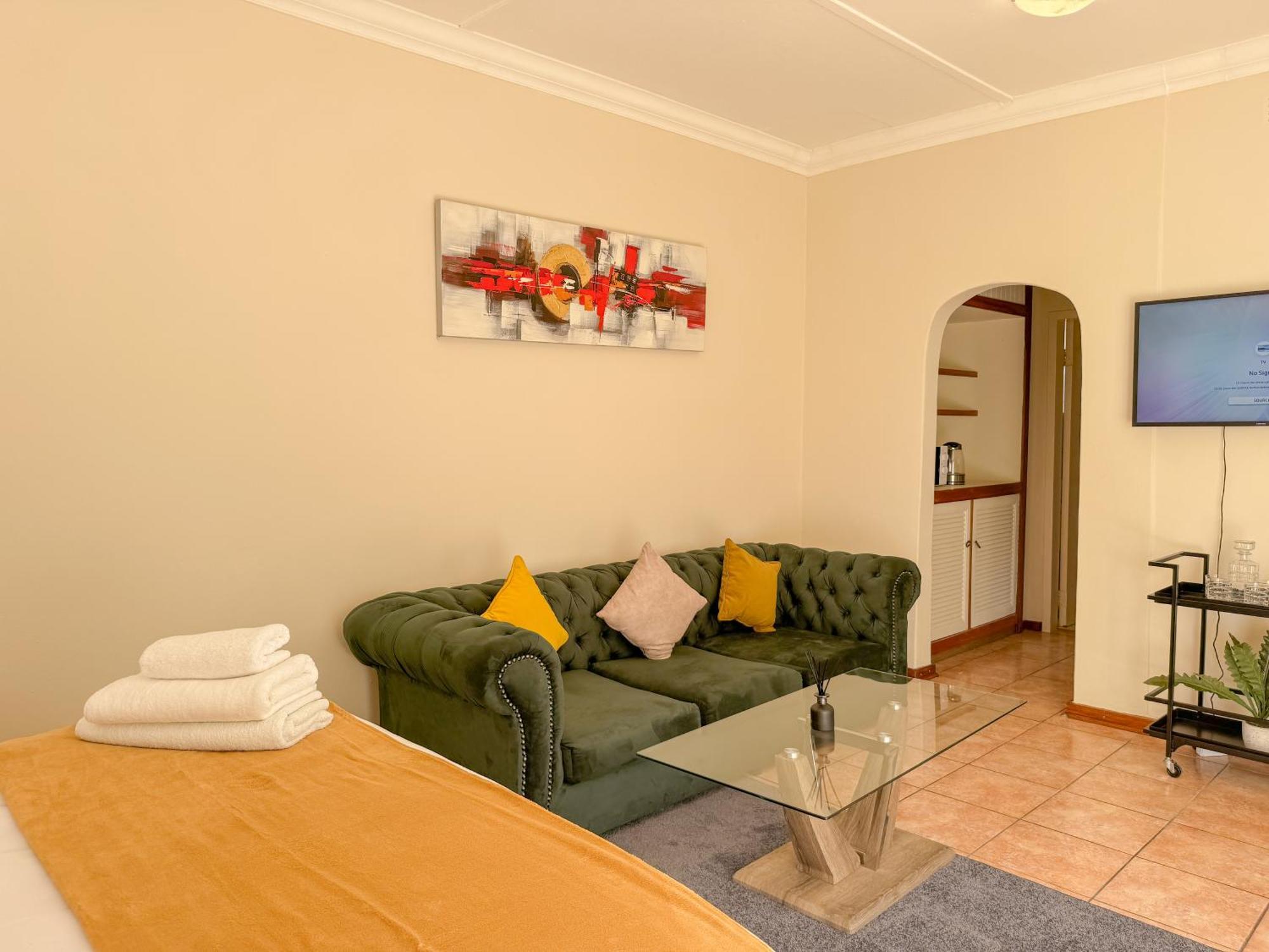 Guest house N Dee's Place