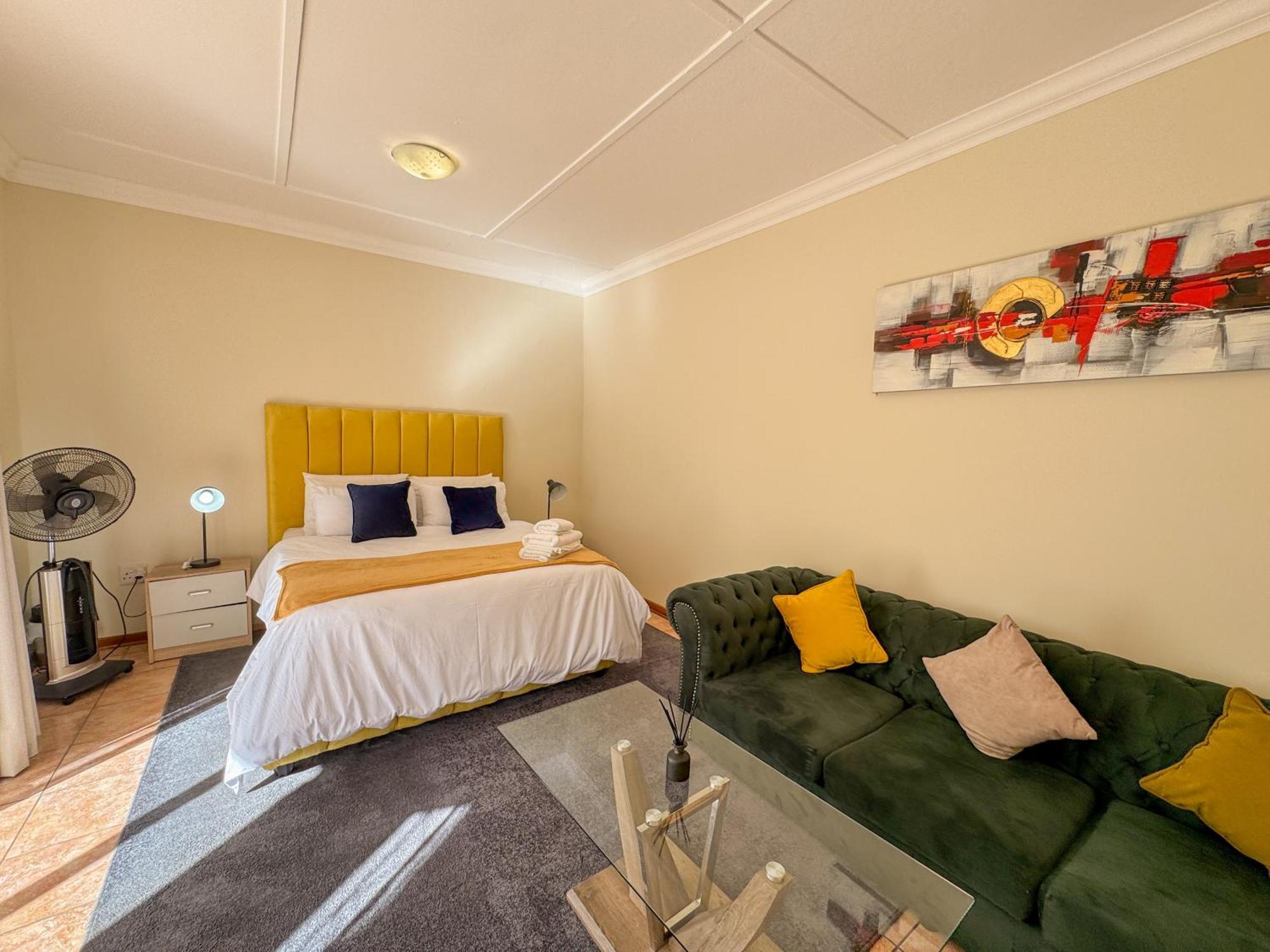 Guest house N Dee's Place Johannesburg