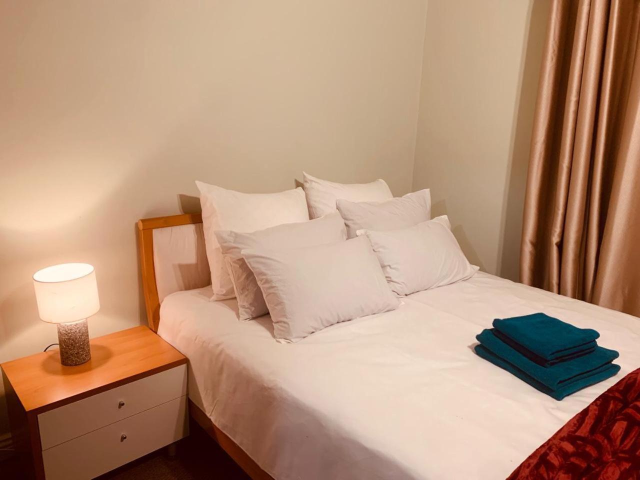 Guest house Afrikawisa At Rosebank Johannesburg