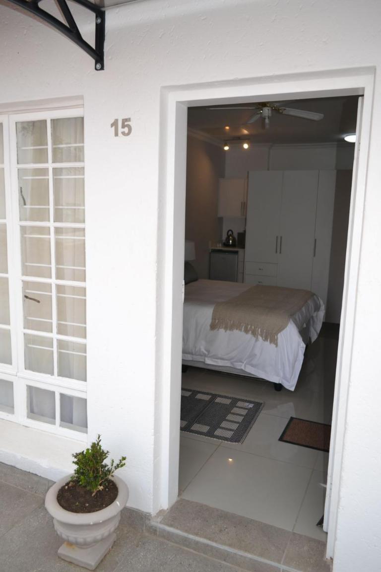 15 Woodmead Guest house Johannesburg
