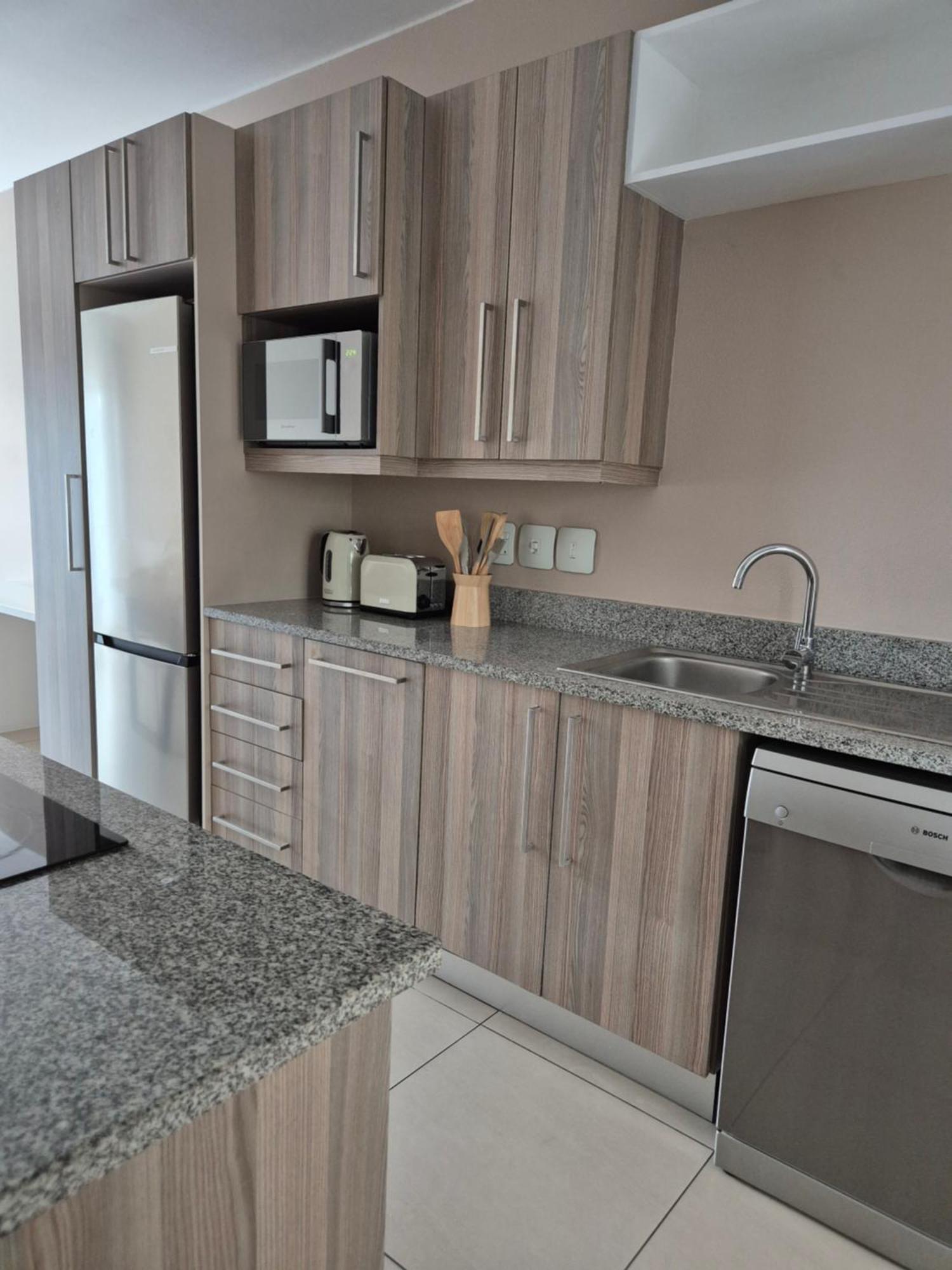 Corporate Luxury - Sandton, Rivonia *