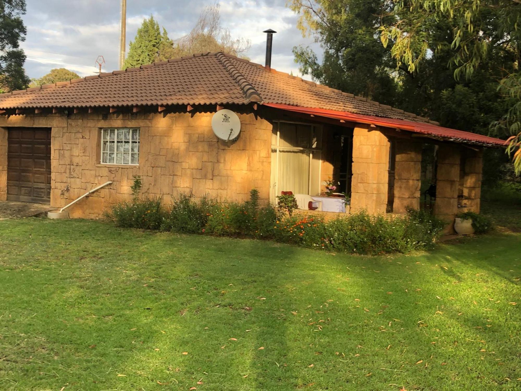 Apartment Rock Golfview Johannesburg