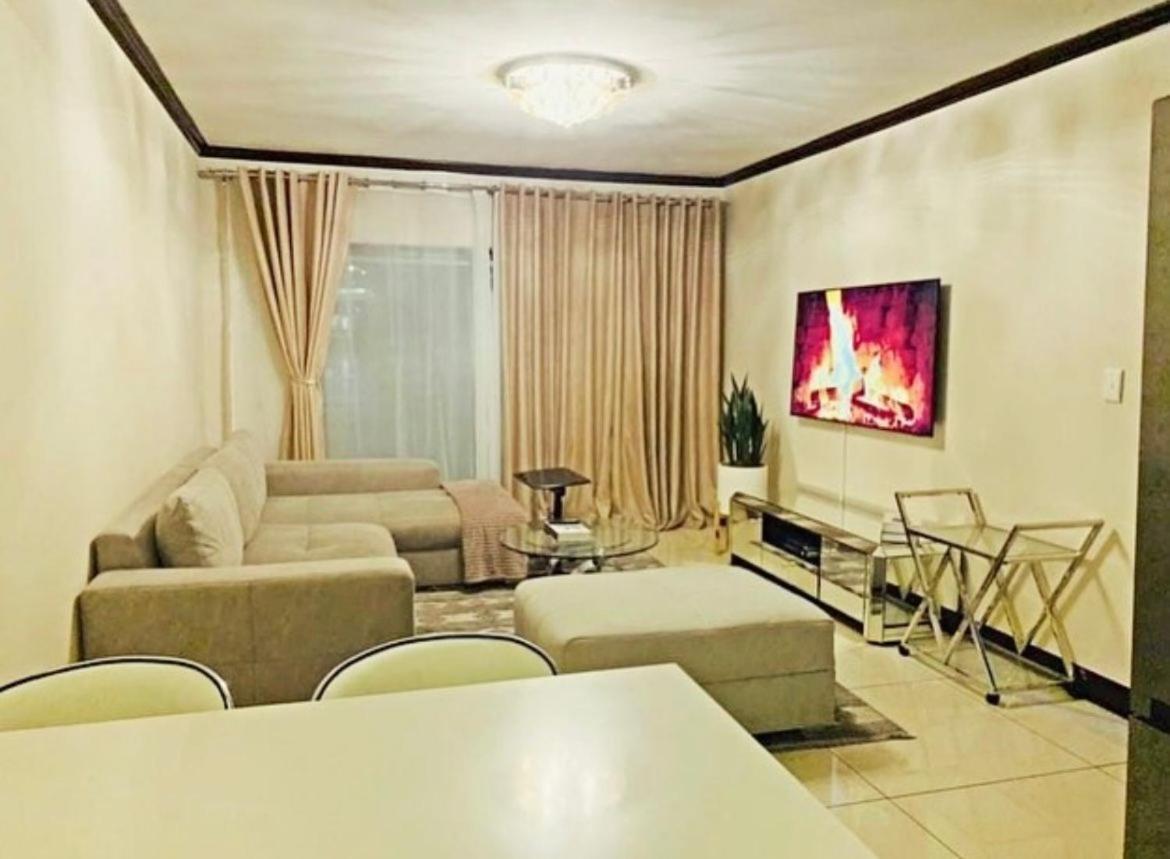 Apartment Cozy Two Bedroom Oasis In The Heart Of Fourways Sandton