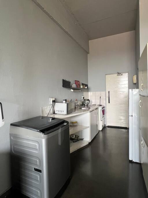 Apartment Homely And Warm Unit Johannesburg