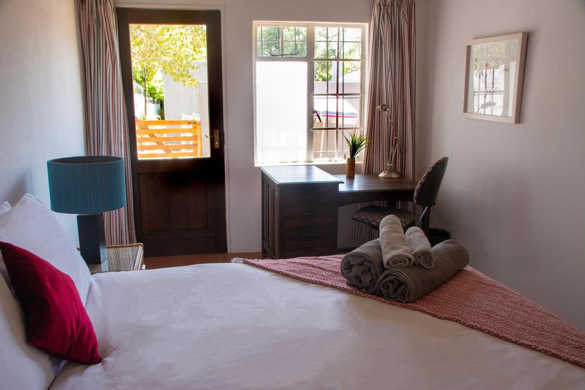 Pender House Hideaway Melrose Apartment *