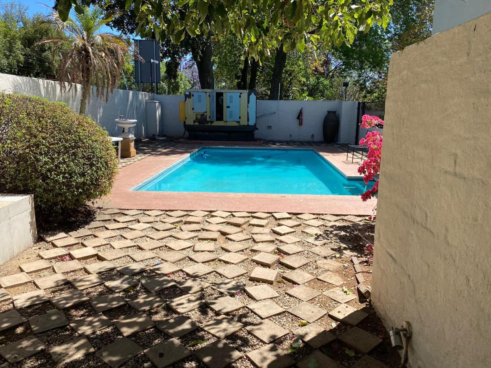 Daisy Furnished Basic Apartment Johannesburg