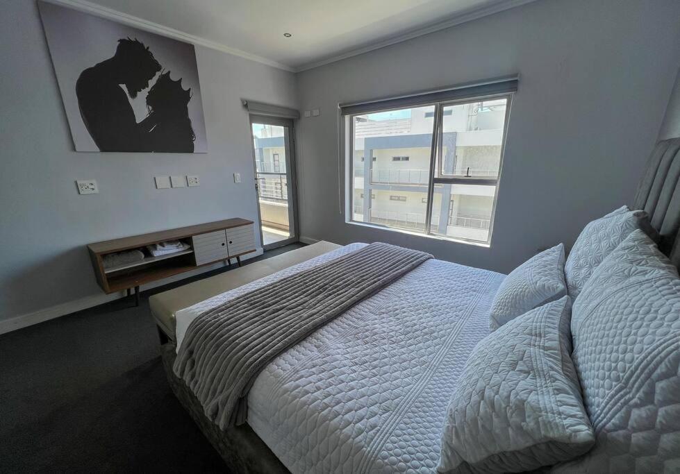 Melrose View 203 Apartment