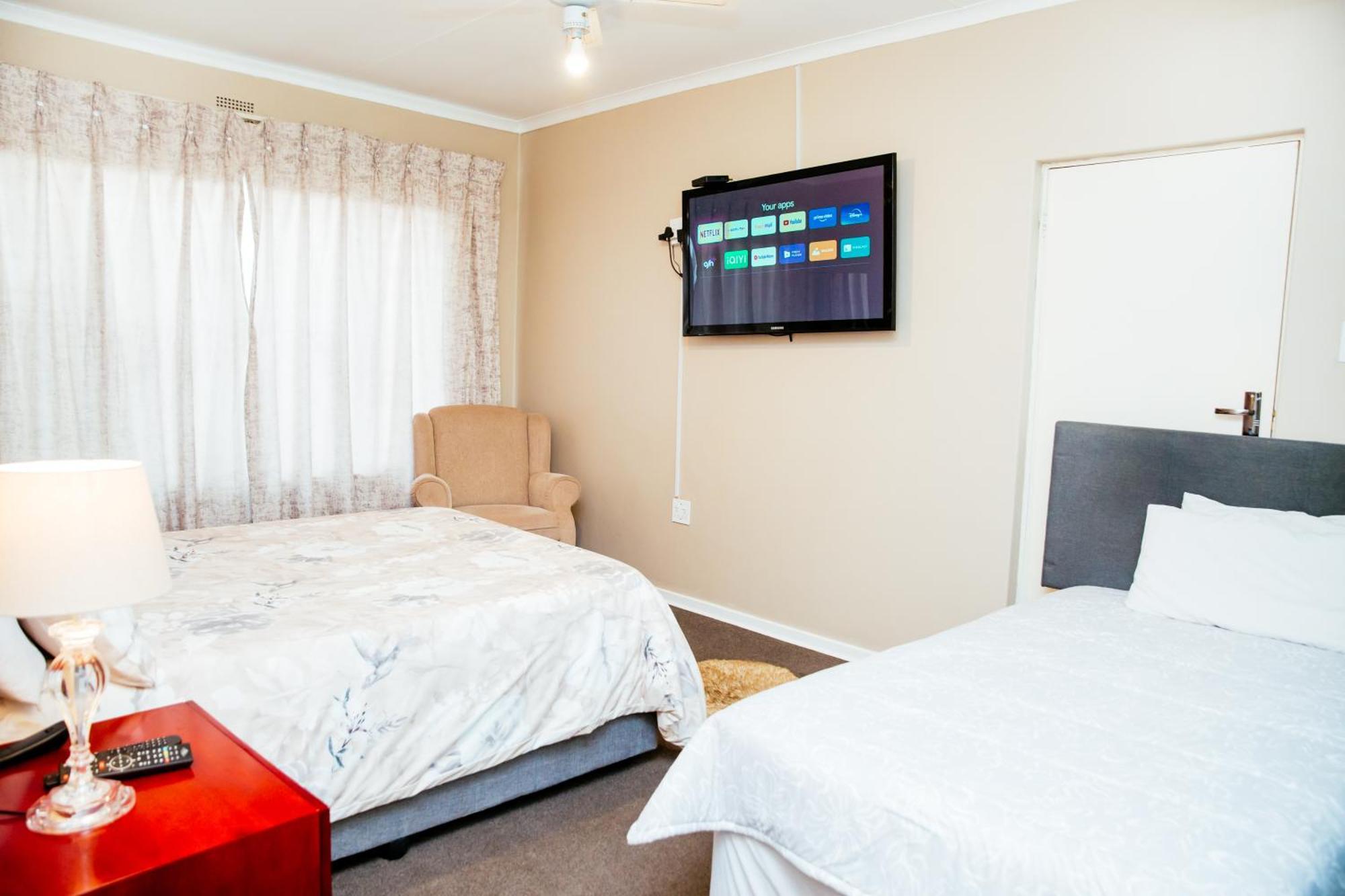 Guest house Sandton Hideout *