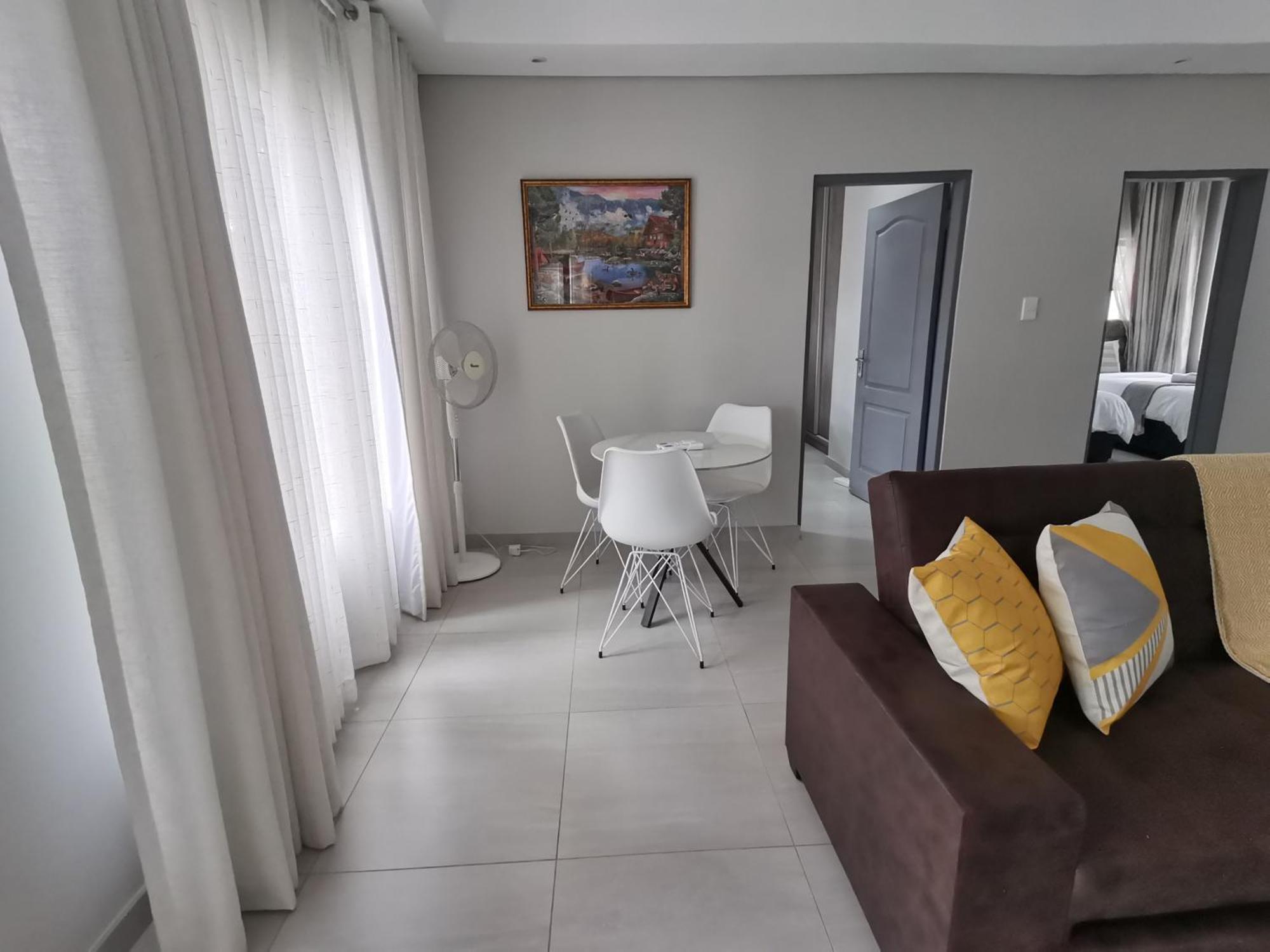 Apartment Executive 2-bedroom Serenity In Wendywood Sandton With Its Own Entrance