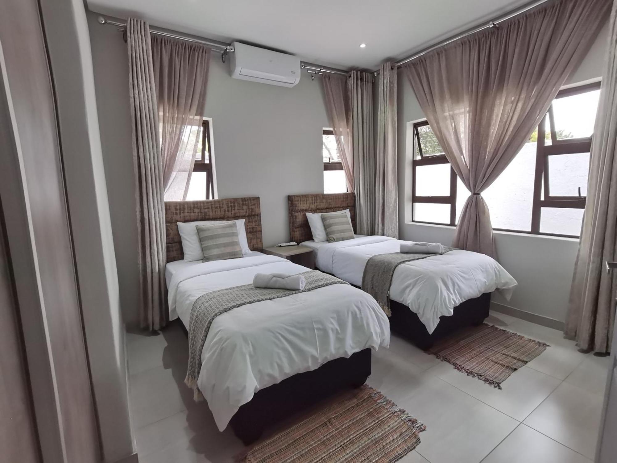 Executive 2-bedroom Serenity In Wendywood Sandton With Its Own Entrance Johannesburg