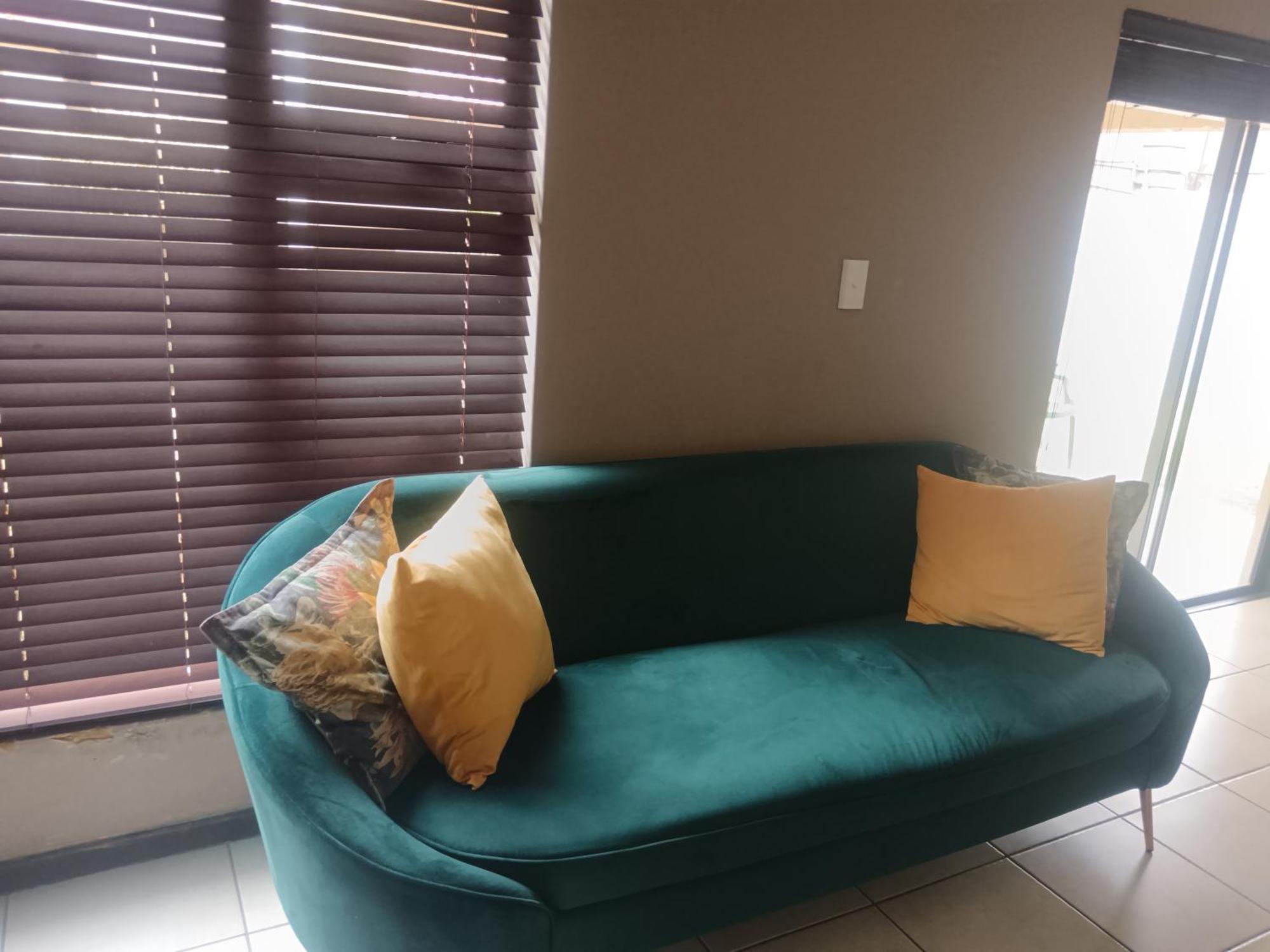 Guest In Ormonde With Balcony * Johannesburg