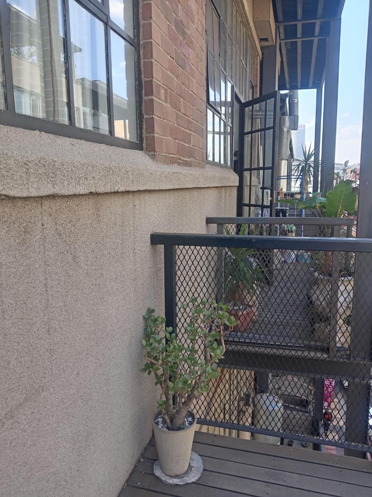 Maboneng Ny-style Loft With Free Secure Parking&wifi