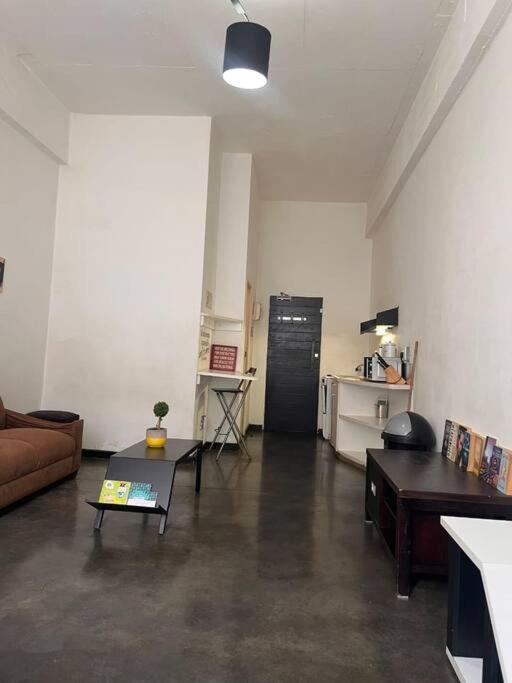 Amukele Apts Unit 410 By 12decades Apartment