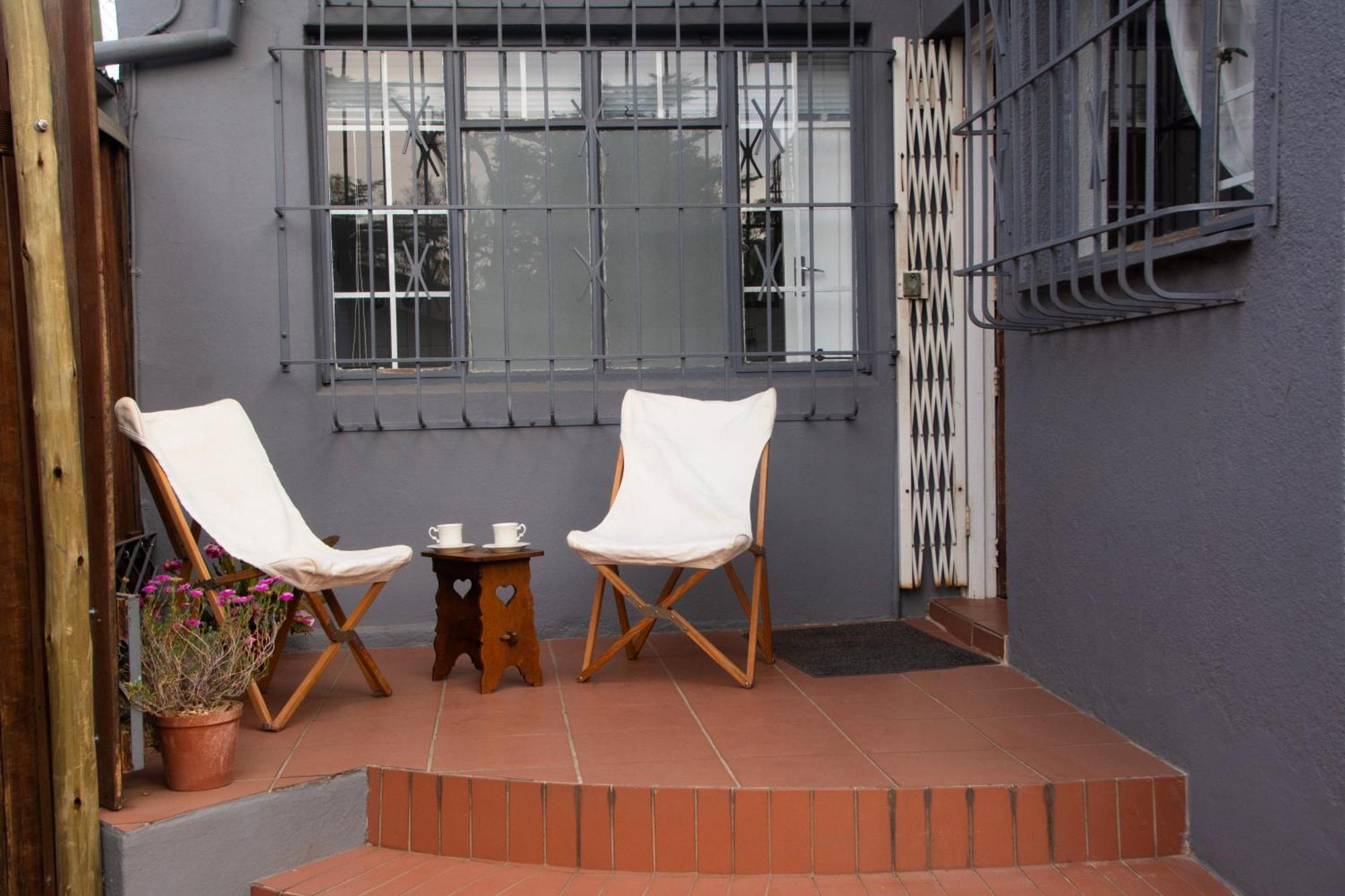 Pender House Hideaway Melrose Apartment *