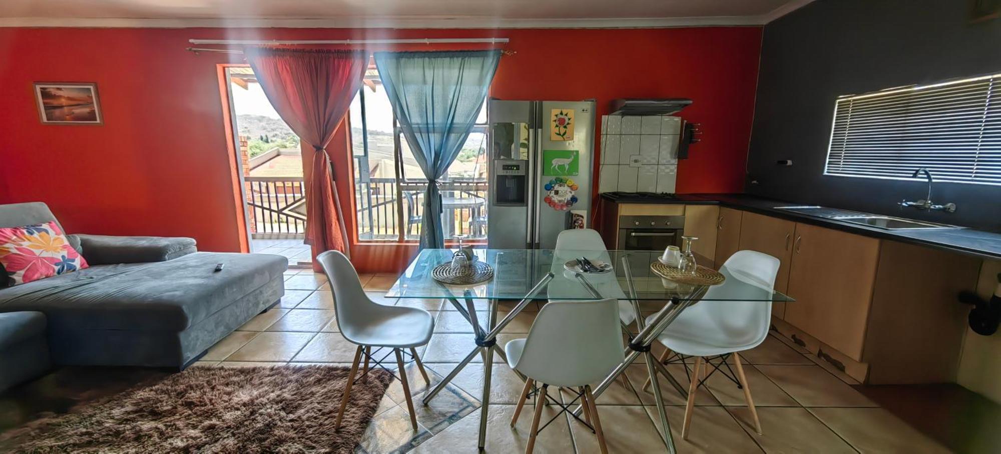 St Michael & The Queen Bed & Breakfast Johannesburg