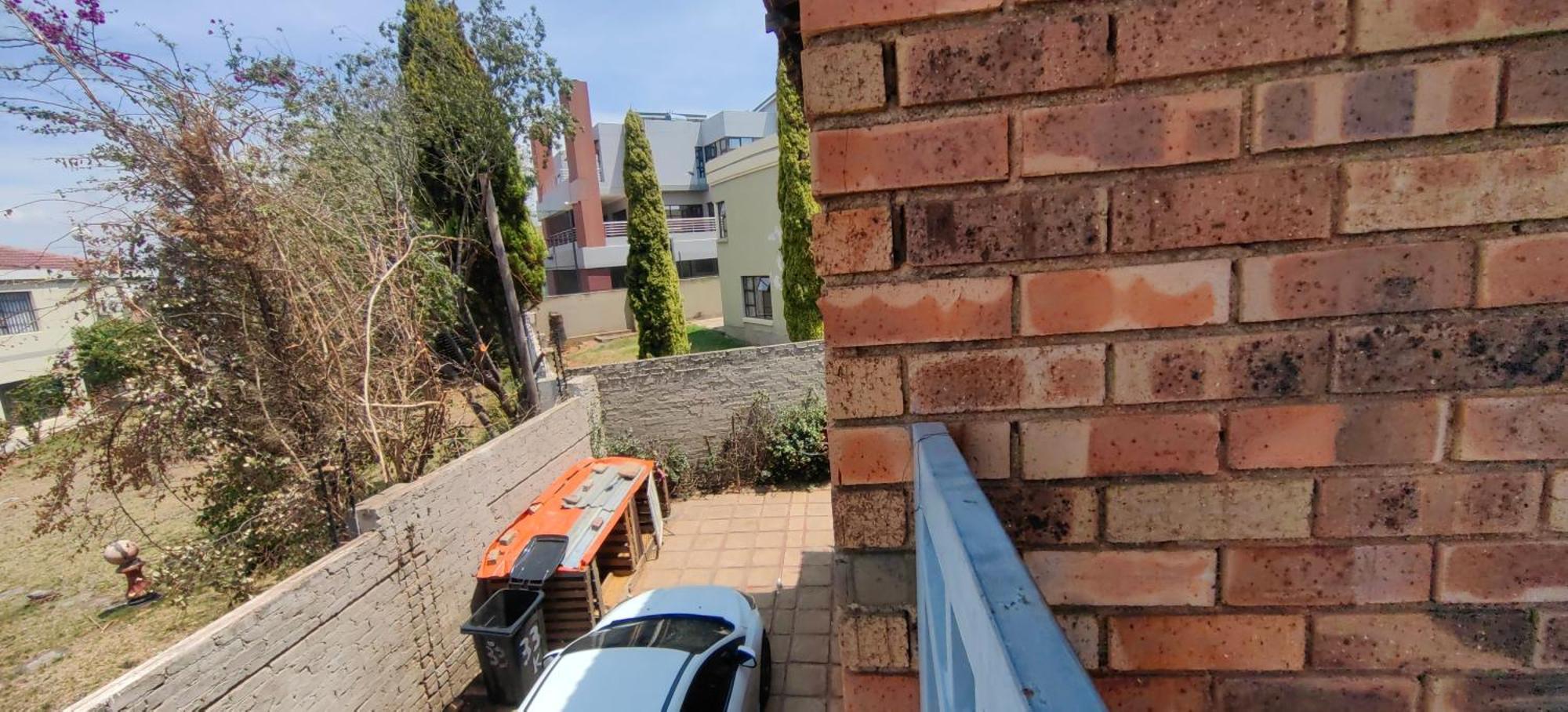 St Michael & The Queen Bed & Breakfast Johannesburg